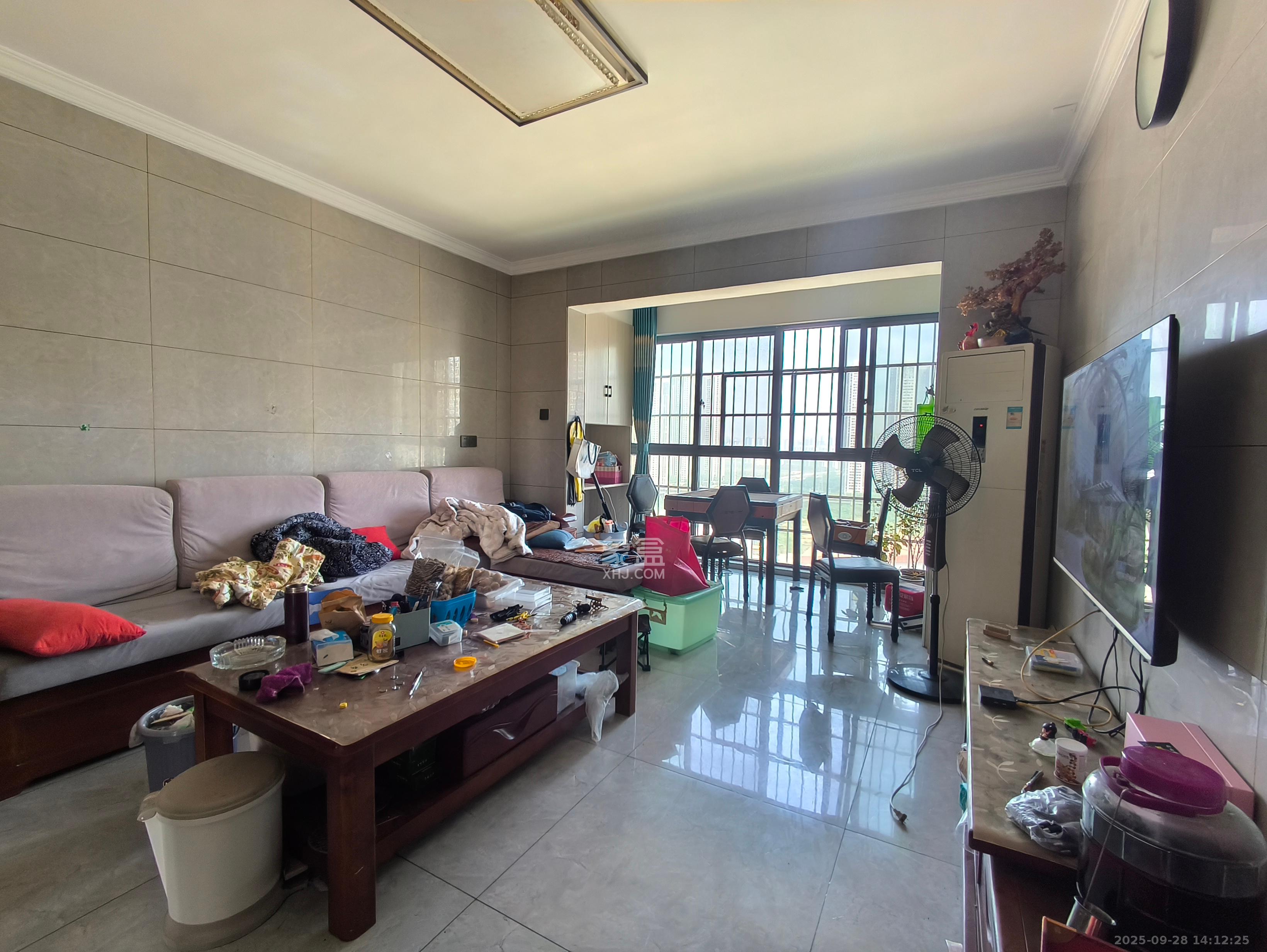 星城新宇川河苑 3室2厅2卫 2200.0元/月 星城新宇川河苑 3室2厅2卫 2200.0元/月室内图