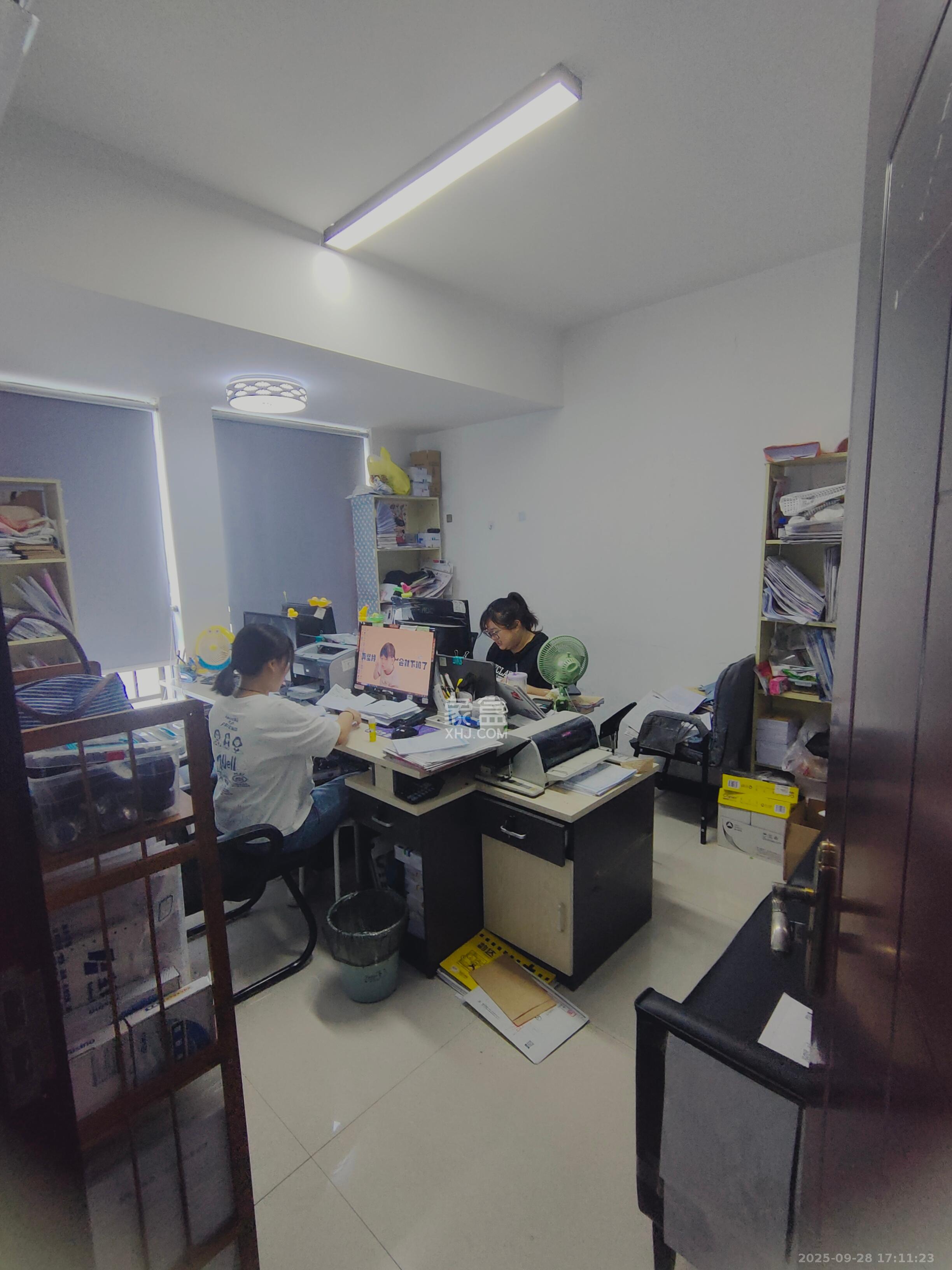 天下一家 1室1厅1卫 6200.0元/月 天下一家 1室1厅1卫 6200.0元/月室内图