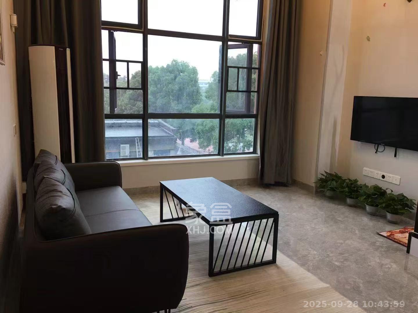 荣盛花语书苑 1室1厅1卫 1900.0元/月 荣盛花语书苑 1室1厅1卫 1900.0元/月室内图