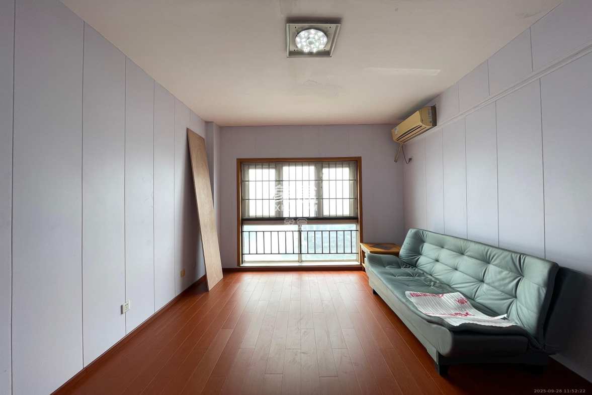 谋房博客(博客天街) 2室1厅1卫 1700.0元/月 谋房博客(博客天街) 2室1厅1卫 1700.0元/月室内图