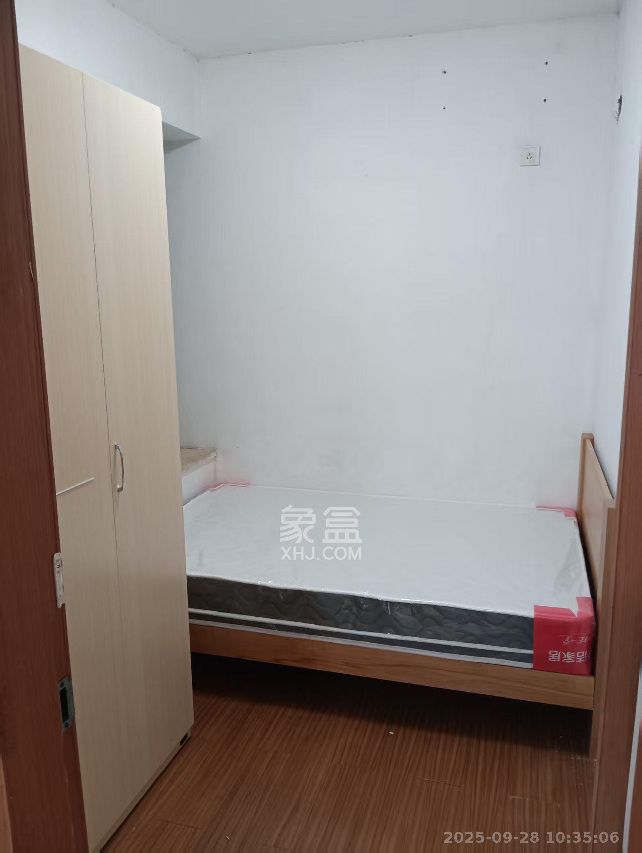 中天广场  2室2厅1卫    3000.0元/月室内图