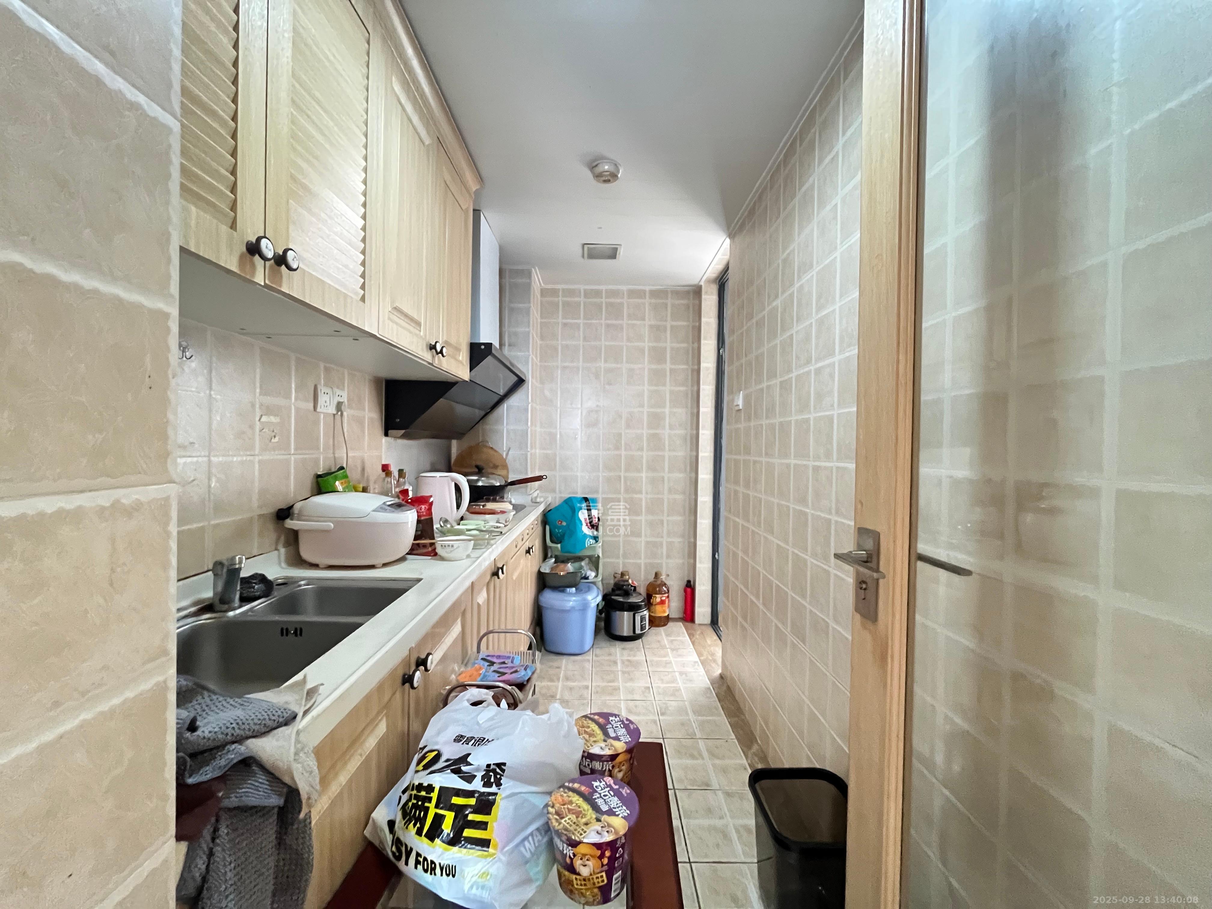 佳兆业时代广场 2室2厅1卫 2200.0元/月 佳兆业时代广场 2室2厅1卫 2200.0元/月室内图