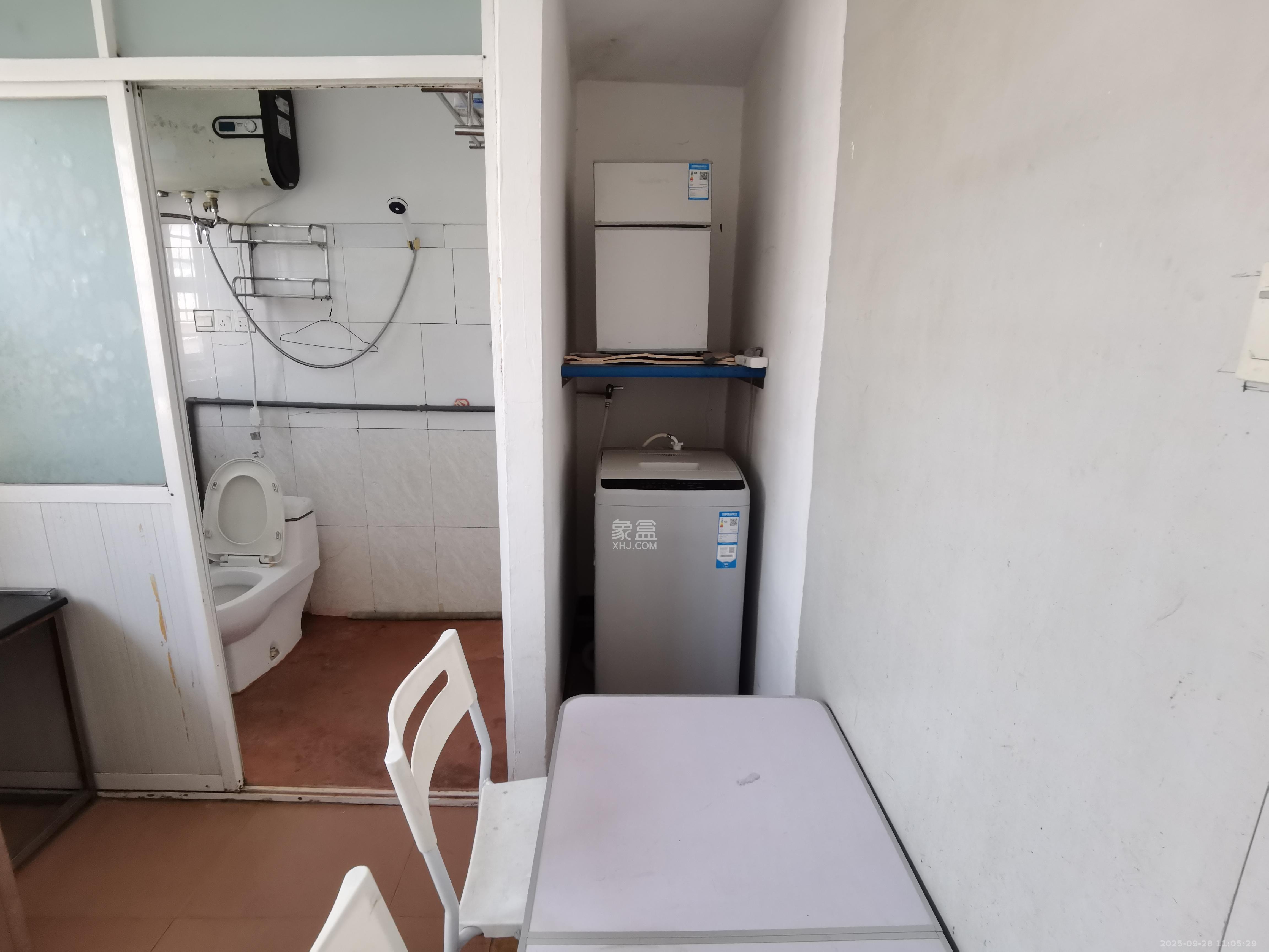 马王堆陶瓷城新合区 1室0厅0卫 700.0元/月 马王堆陶瓷城新合区 1室0厅0卫 700.0元/月室内图