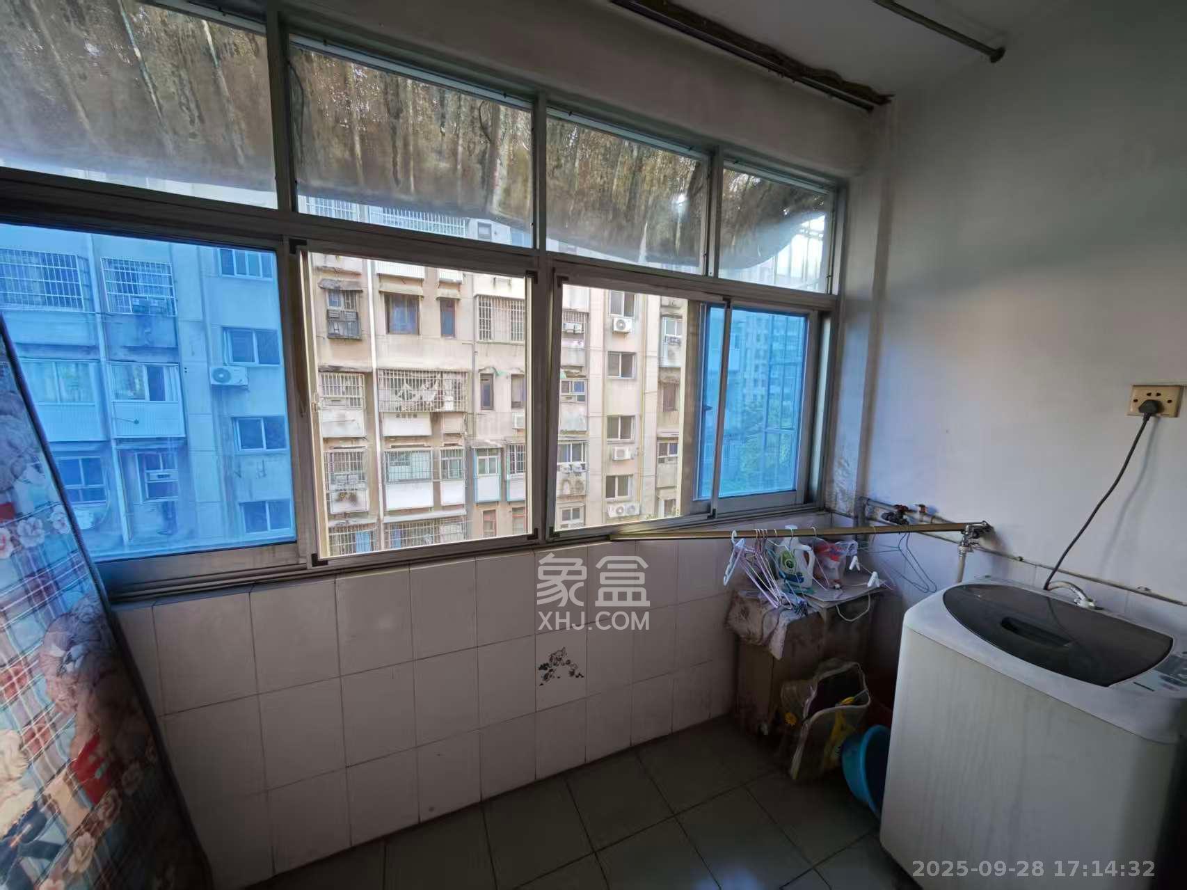 梨子山社区长电宿舍 2室1厅1卫 1400.0元/月 梨子山社区长电宿舍 2室1厅1卫 1400.0元/月室内图