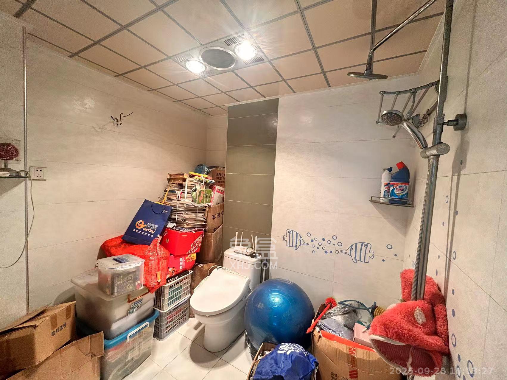 天翔新新家园 3室1厅2卫 2200.0元/月 天翔新新家园 3室1厅2卫 2200.0元/月室内图