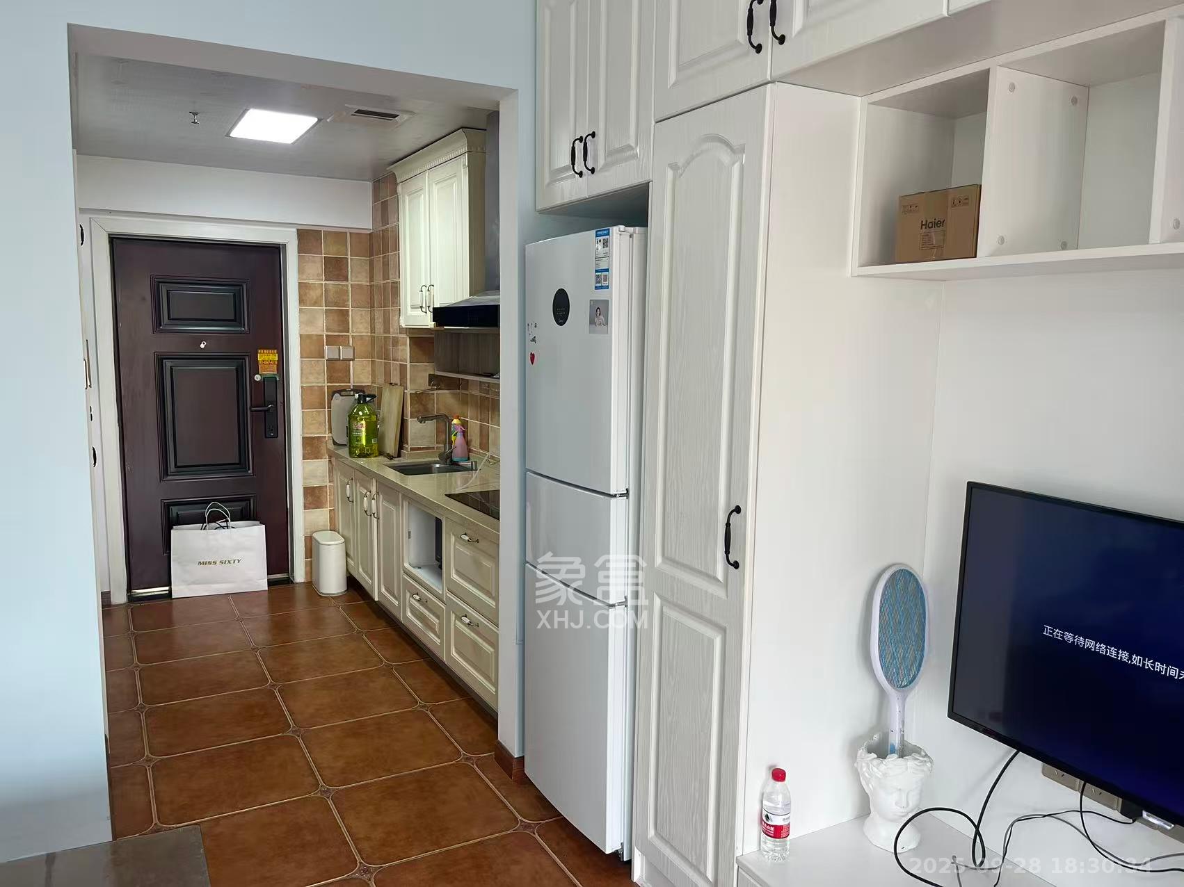 鑫远玲珑 1室1厅1卫 1600.0元/月 鑫远玲珑 1室1厅1卫 1600.0元/月室内图