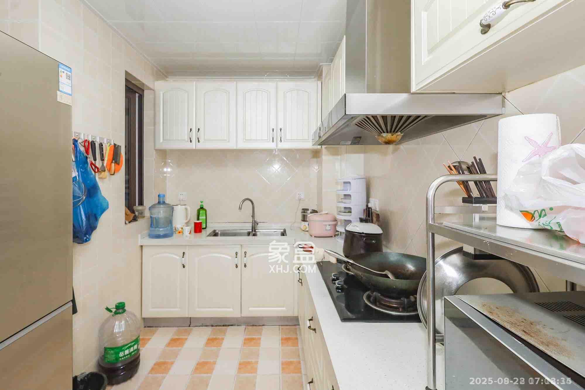 南山雍江汇(滨江国际新城) 3室2厅1卫 2850.0元/月 南山雍江汇(滨江国际新城) 3室2厅1卫 2850.0元/月室内图