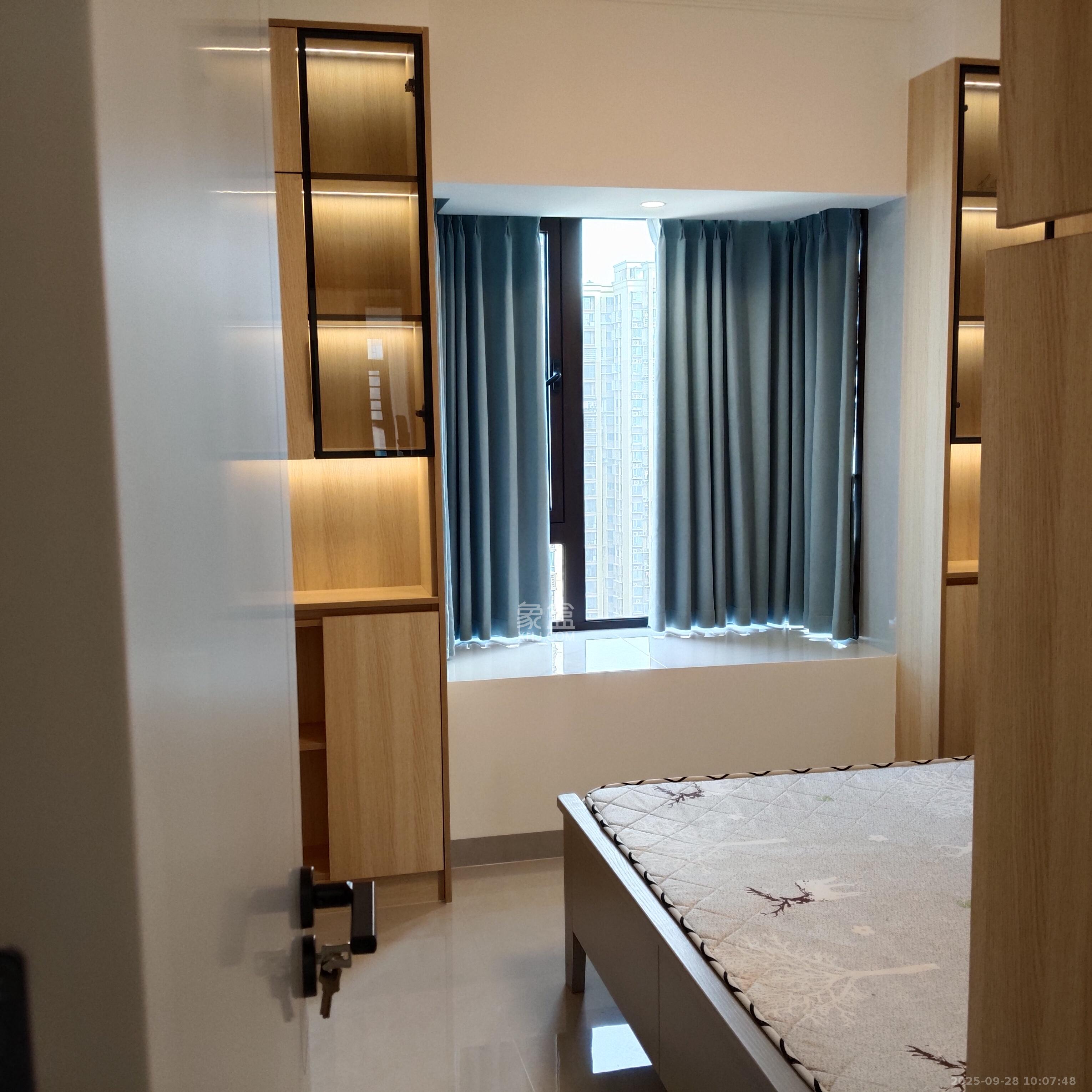 和润园三期  3室2厅2卫    3200.0元/月室内图