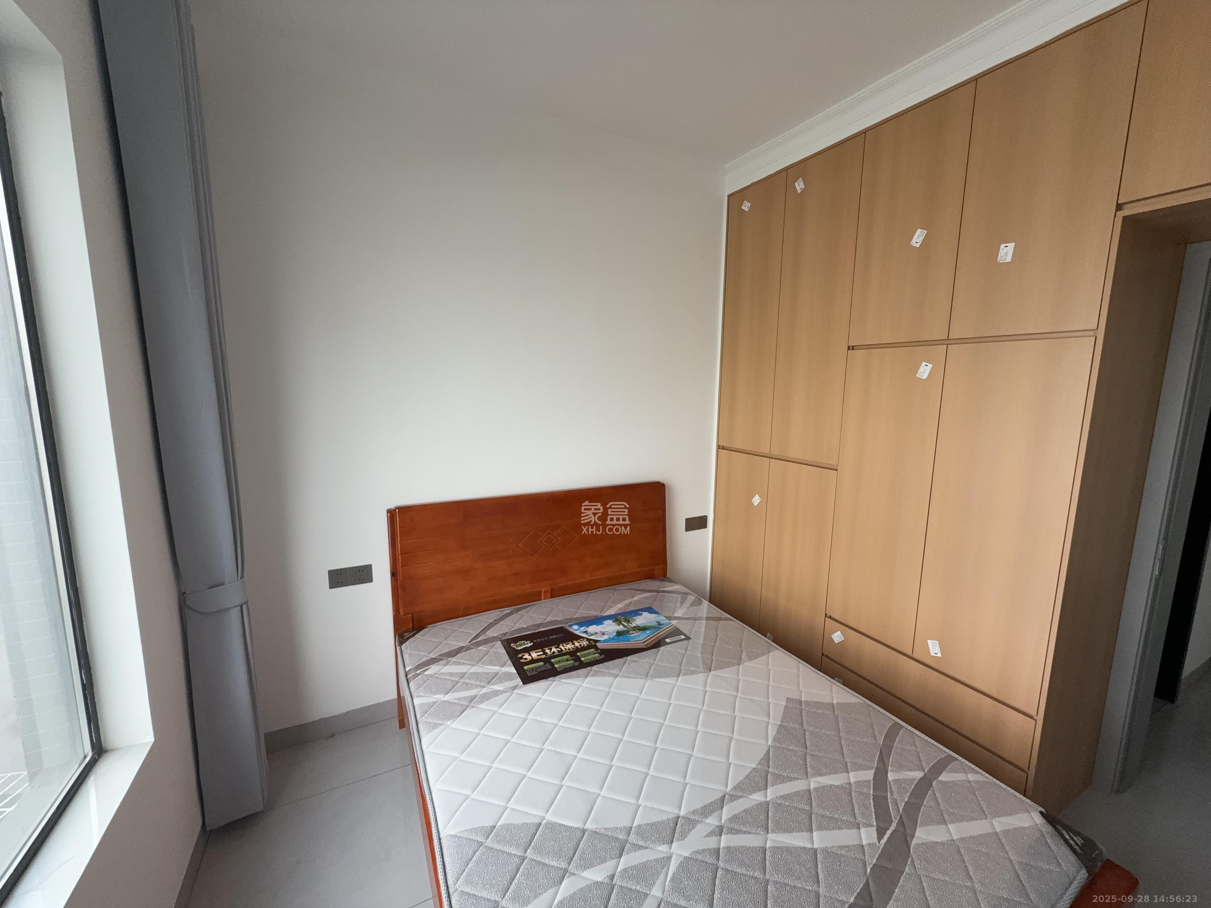 九华富瑶天下 4室2厅2卫 2100.0元/月 九华富瑶天下 4室2厅2卫 2100.0元/月室内图