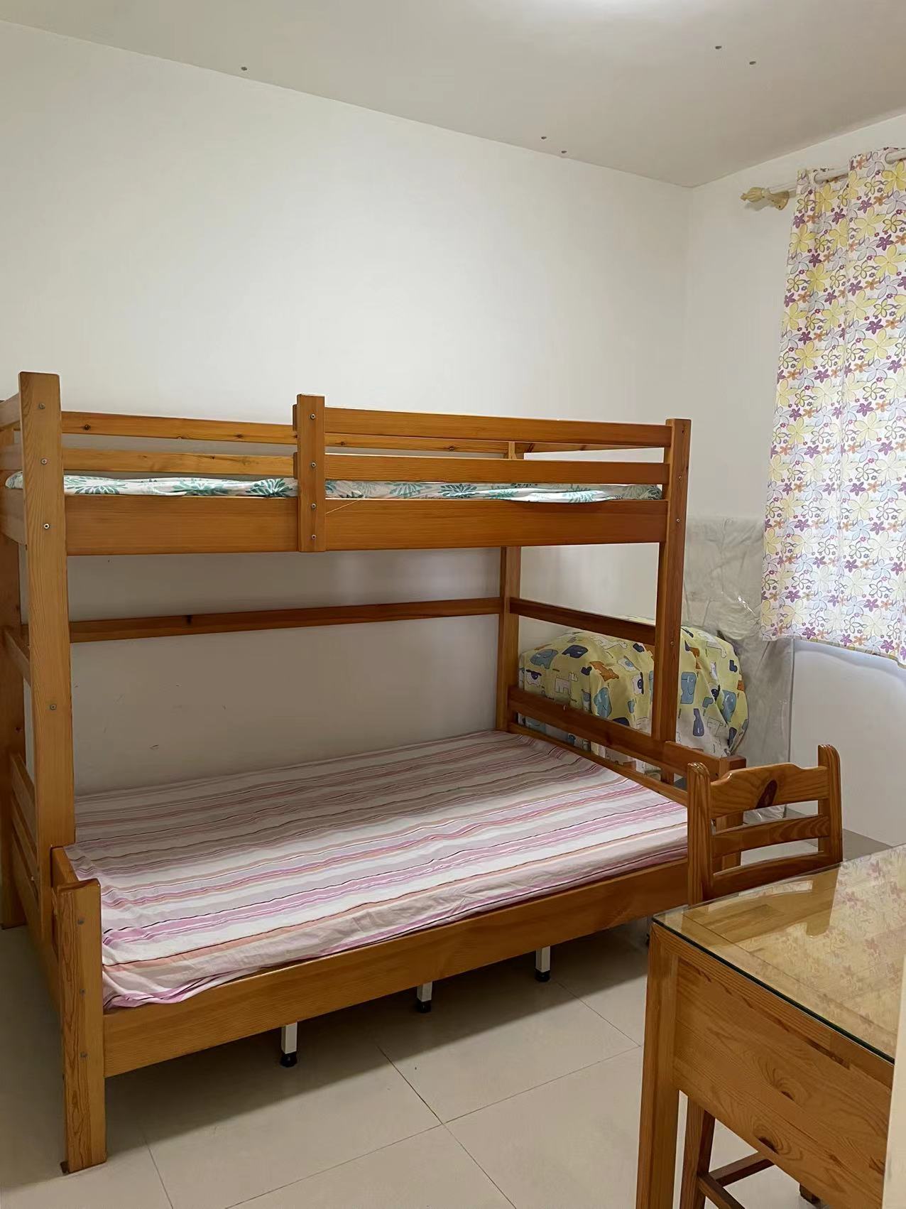 泽丰花园 2室2厅1卫 2500.0元/月 泽丰花园 2室2厅1卫 2500.0元/月室内图