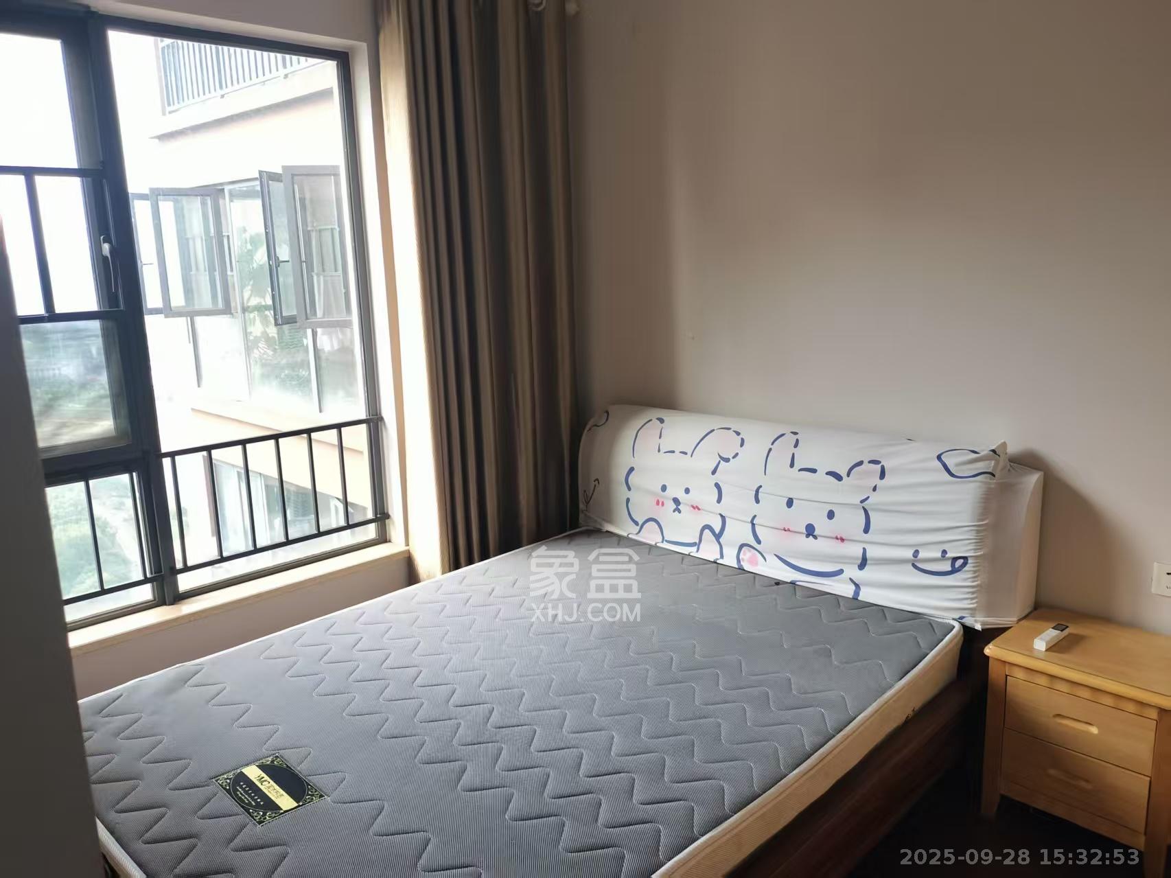 万科白鹭郡 3室2厅1卫 2400.0元/月 万科白鹭郡 3室2厅1卫 2400.0元/月室内图