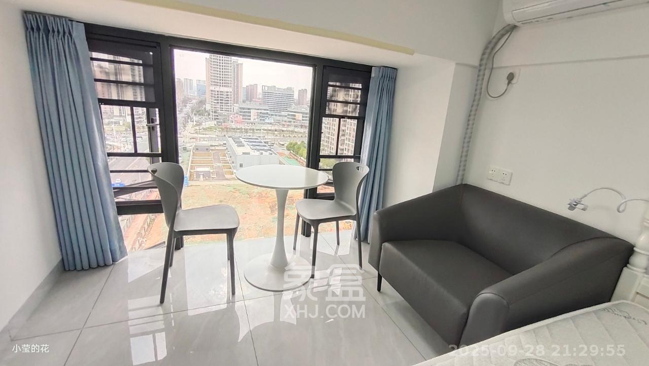 龙湖湘江星座（祺鑫星座公寓）  1室1厅1卫    1000.0元/月室内图