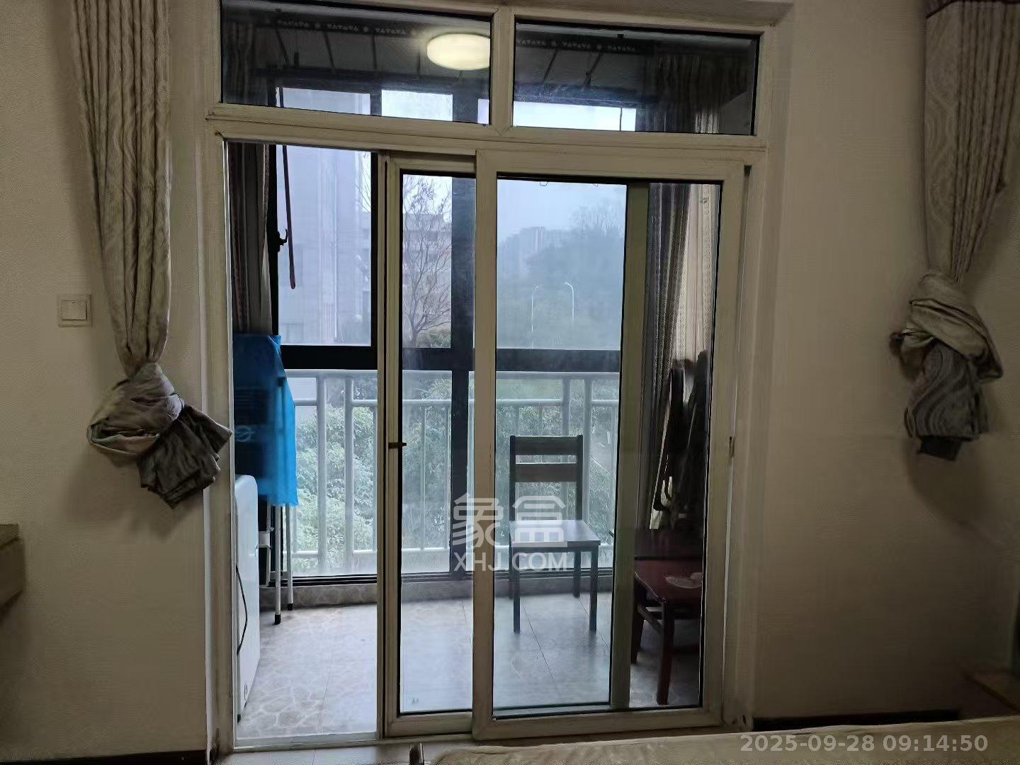 湘瑞嘉园 2室2厅1卫 1800.0元/月 湘瑞嘉园 2室2厅1卫 1800.0元/月室内图