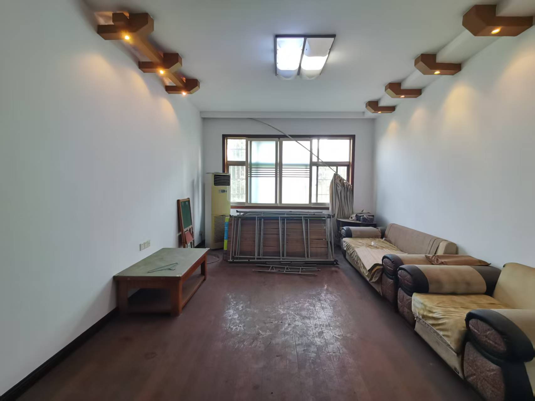 天元区朝阳小区 3室2厅2卫 45.0万 天元区朝阳小区 3室2厅2卫 45.0万室内图