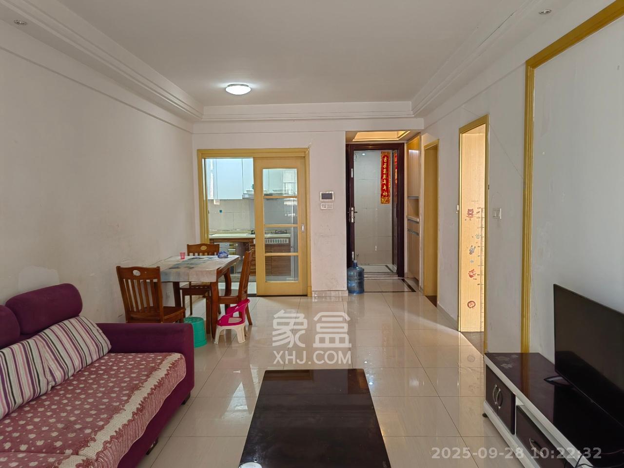 中海国际四期 2室2厅1卫 1800.0元/月 中海国际四期 2室2厅1卫 1800.0元/月室内图