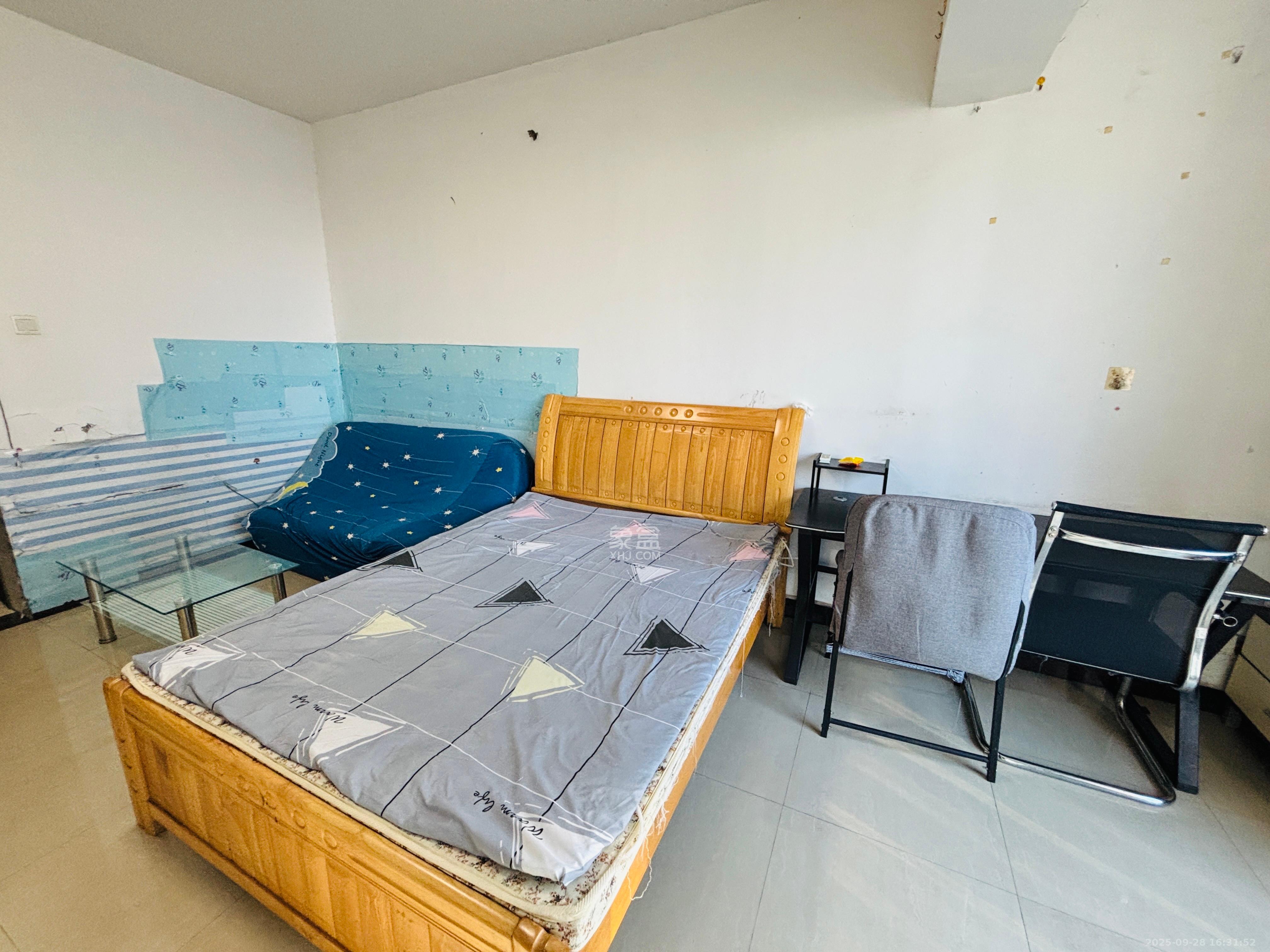 长城华都 1室1厅1卫 1300.0元/月 长城华都 1室1厅1卫 1300.0元/月室内图