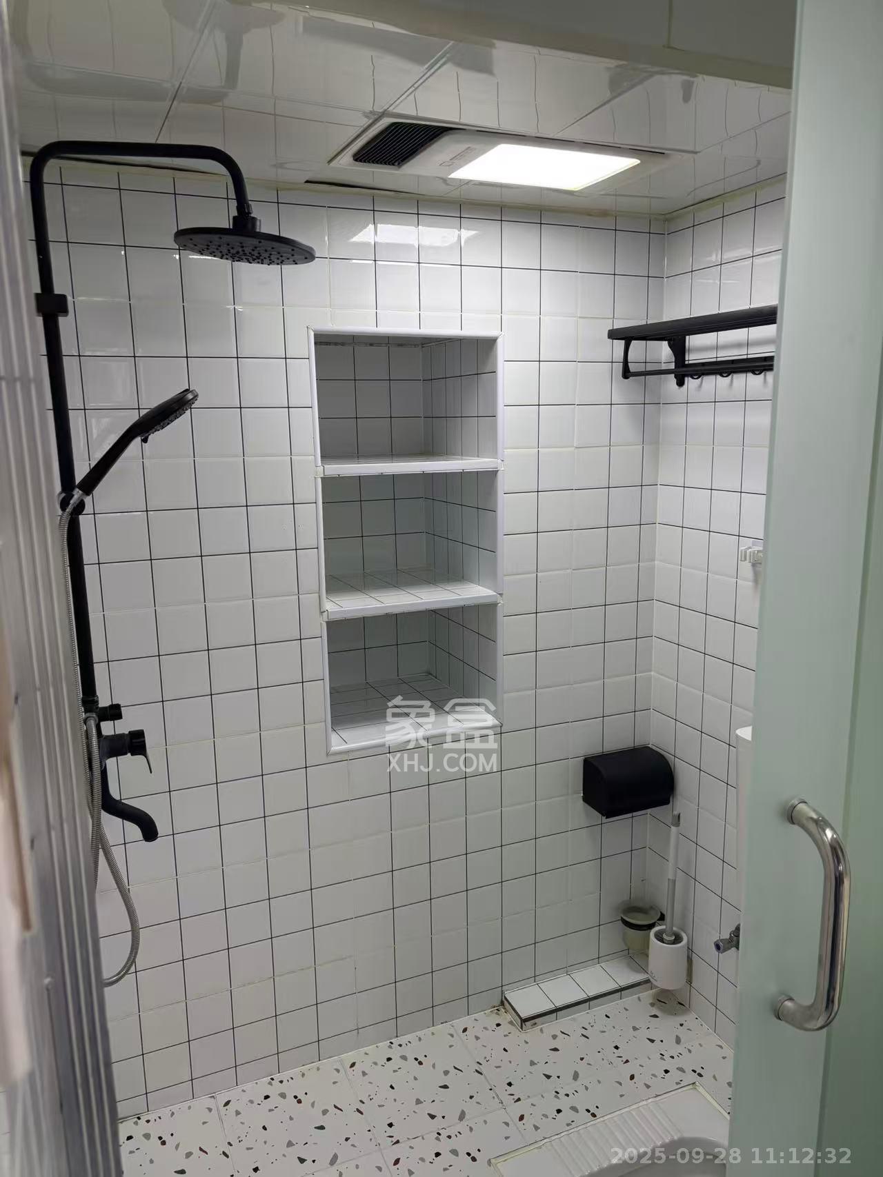 水墨林溪  1室1厅1卫    1700.0元/月室内图