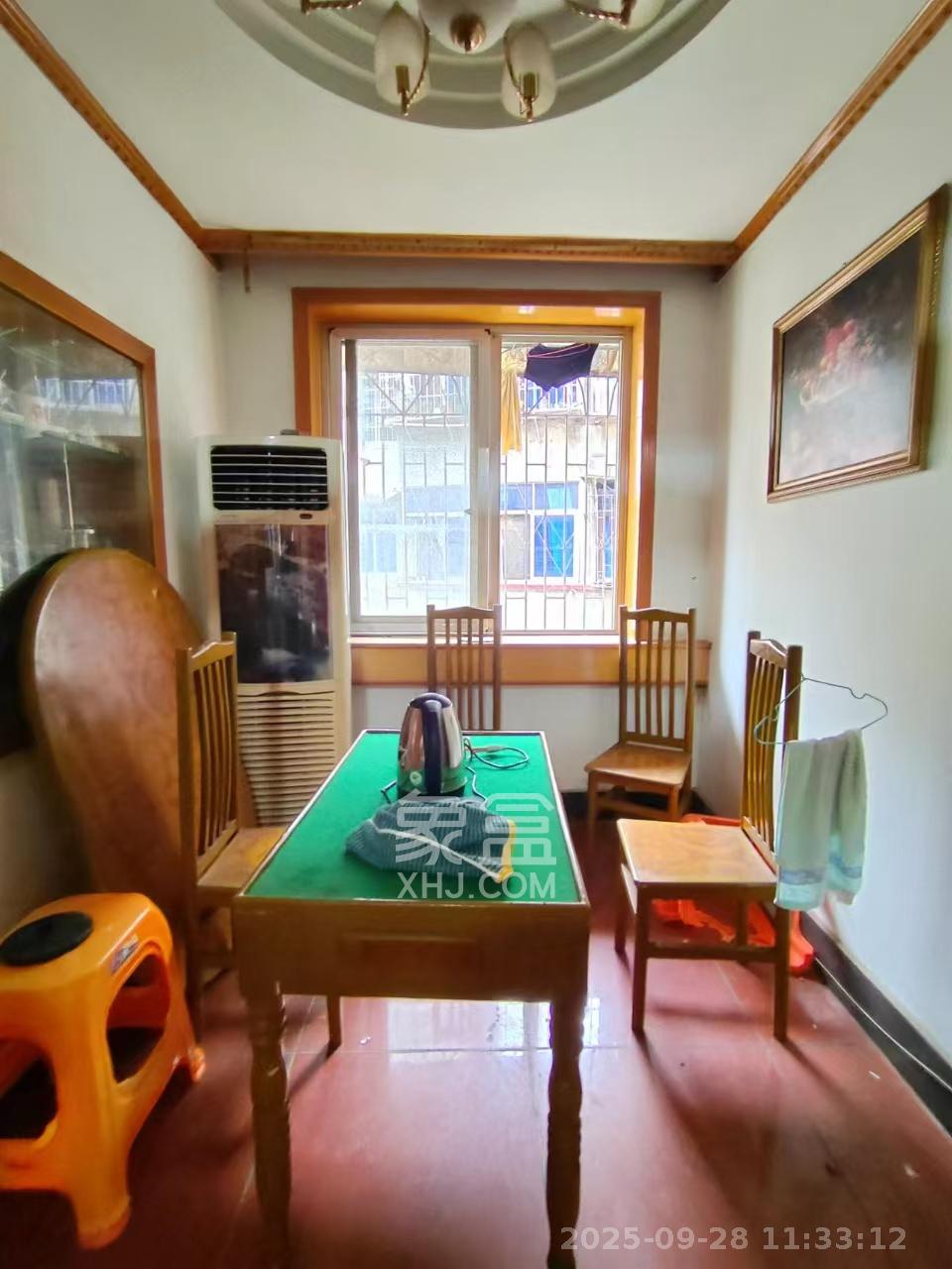 桐荫里社区 4室1厅1卫 3000.0元/月 桐荫里社区 4室1厅1卫 3000.0元/月室内图