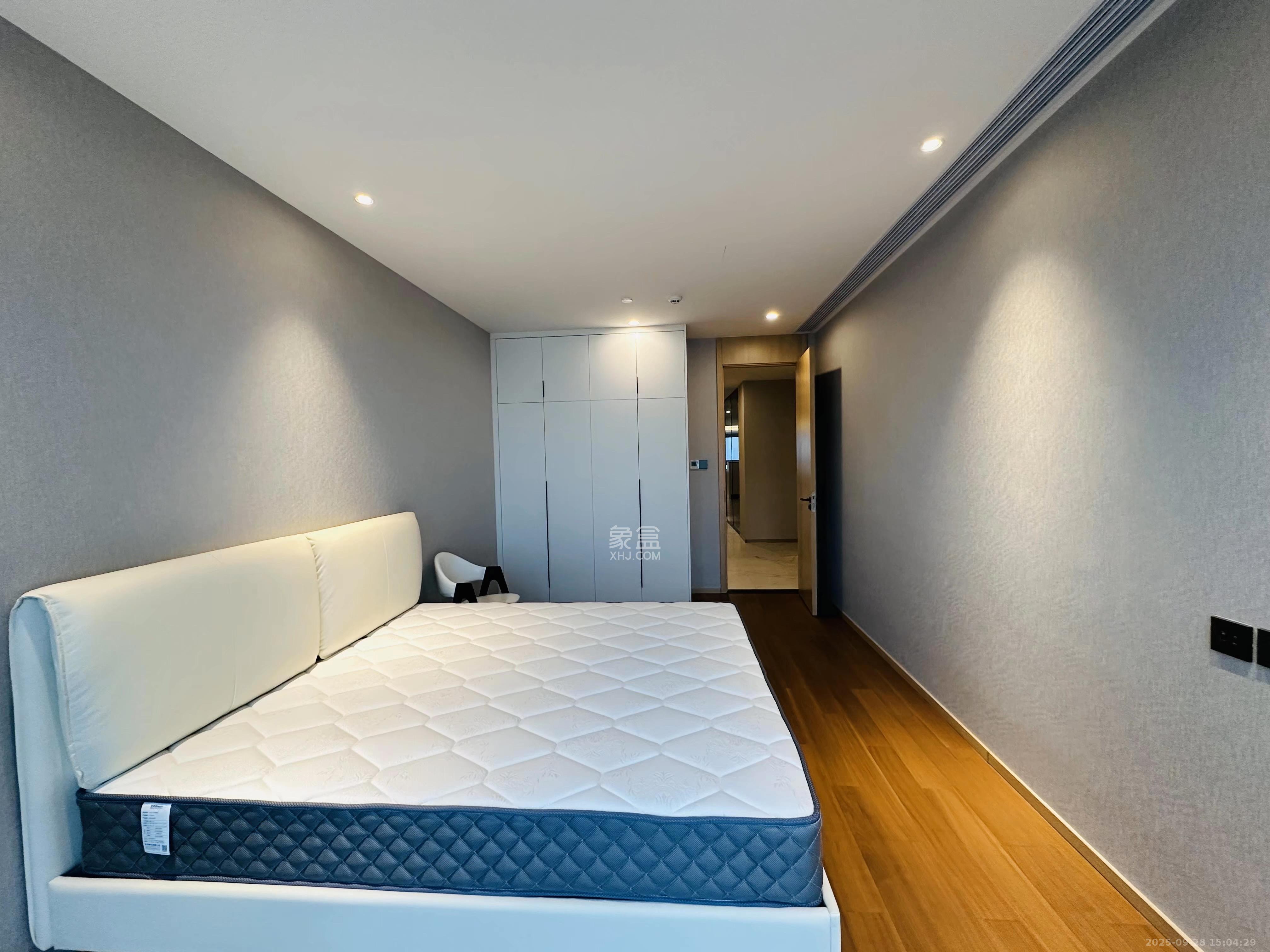 正荣梅溪紫阙台 4室2厅2卫 9500.0元/月 正荣梅溪紫阙台 4室2厅2卫 9500.0元/月室内图