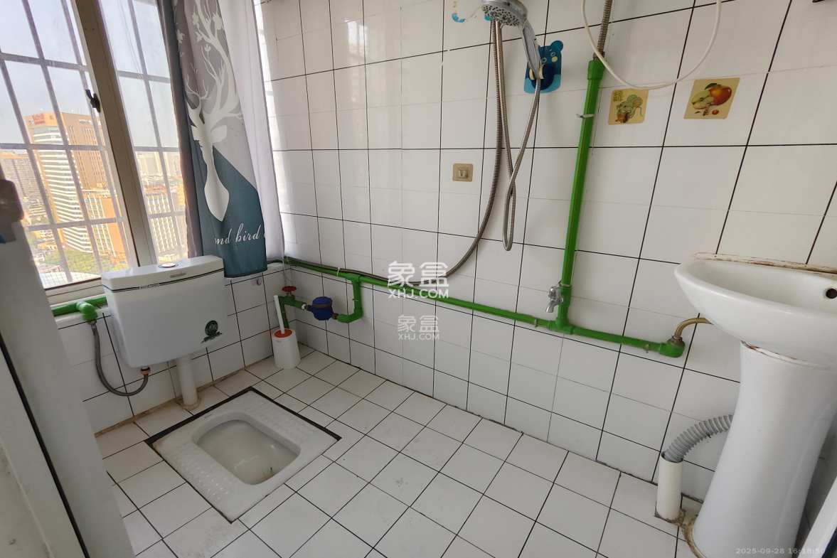 开宇大厦 1室2厅1卫 1550.0元/月 开宇大厦 1室2厅1卫 1550.0元/月室内图