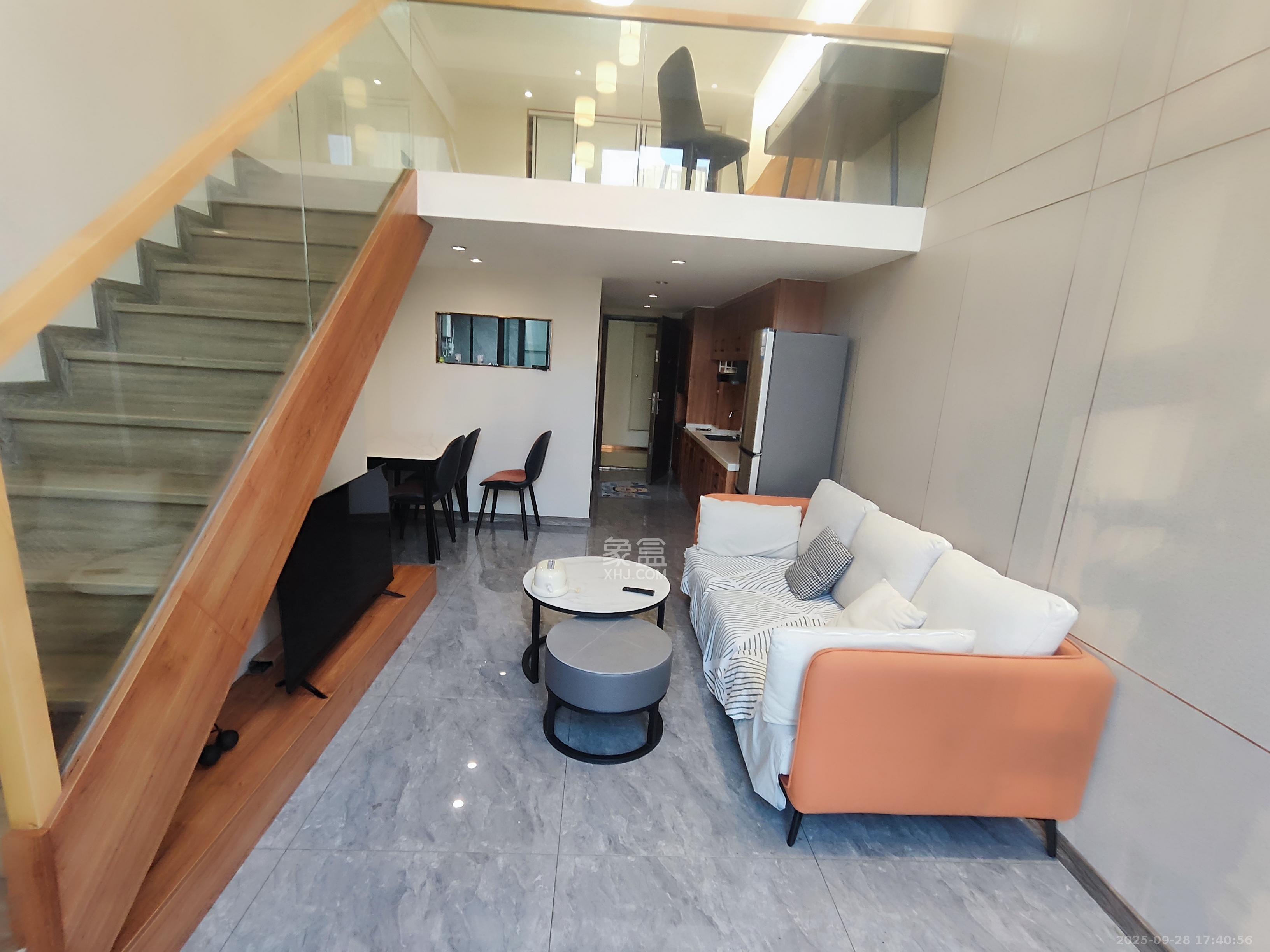 华润琨瑜府  1室1厅1卫    2300.0元/月室内图