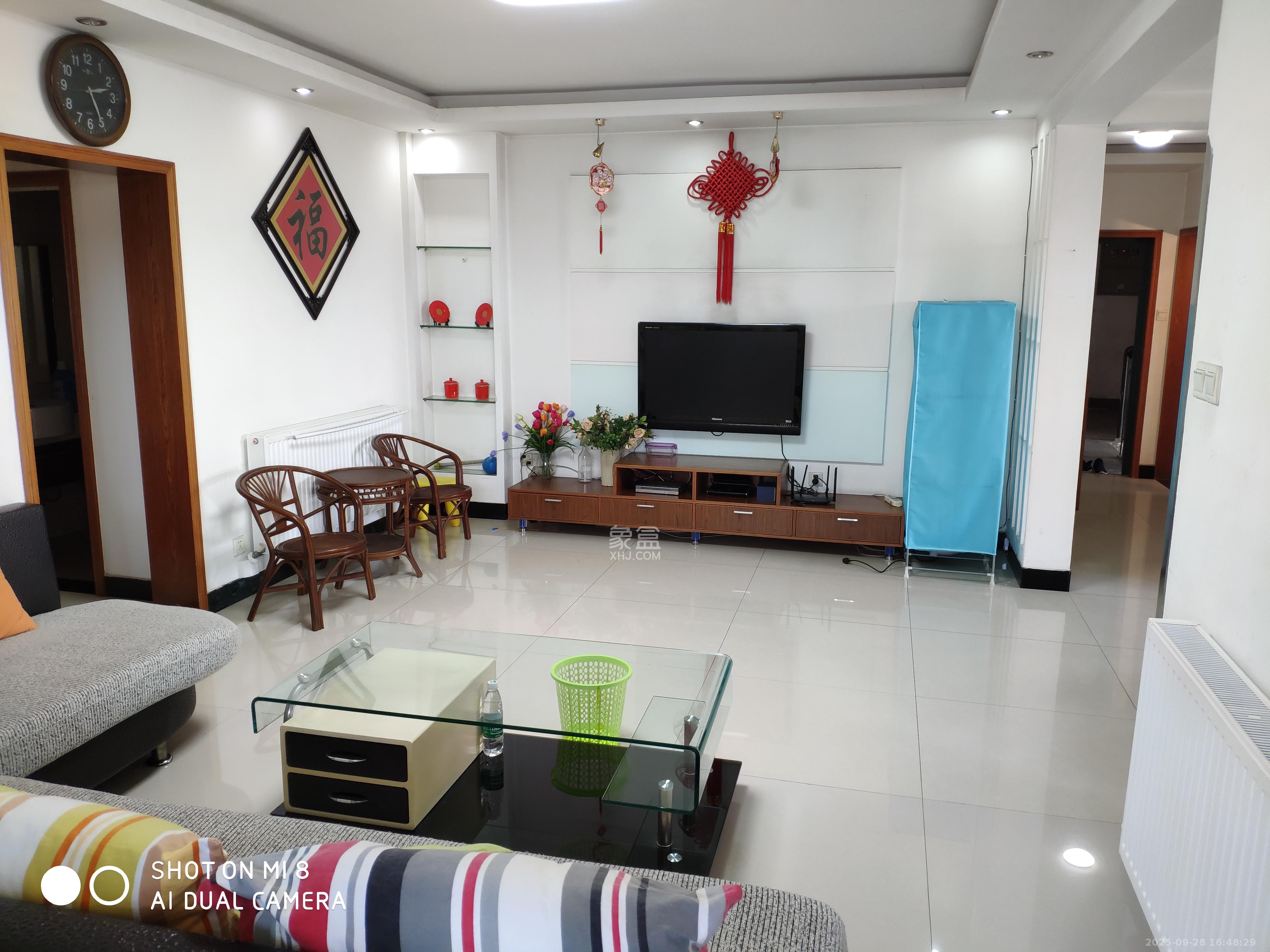 洪山家园 3室2厅2卫 2200.0元/月 洪山家园 3室2厅2卫 2200.0元/月室内图