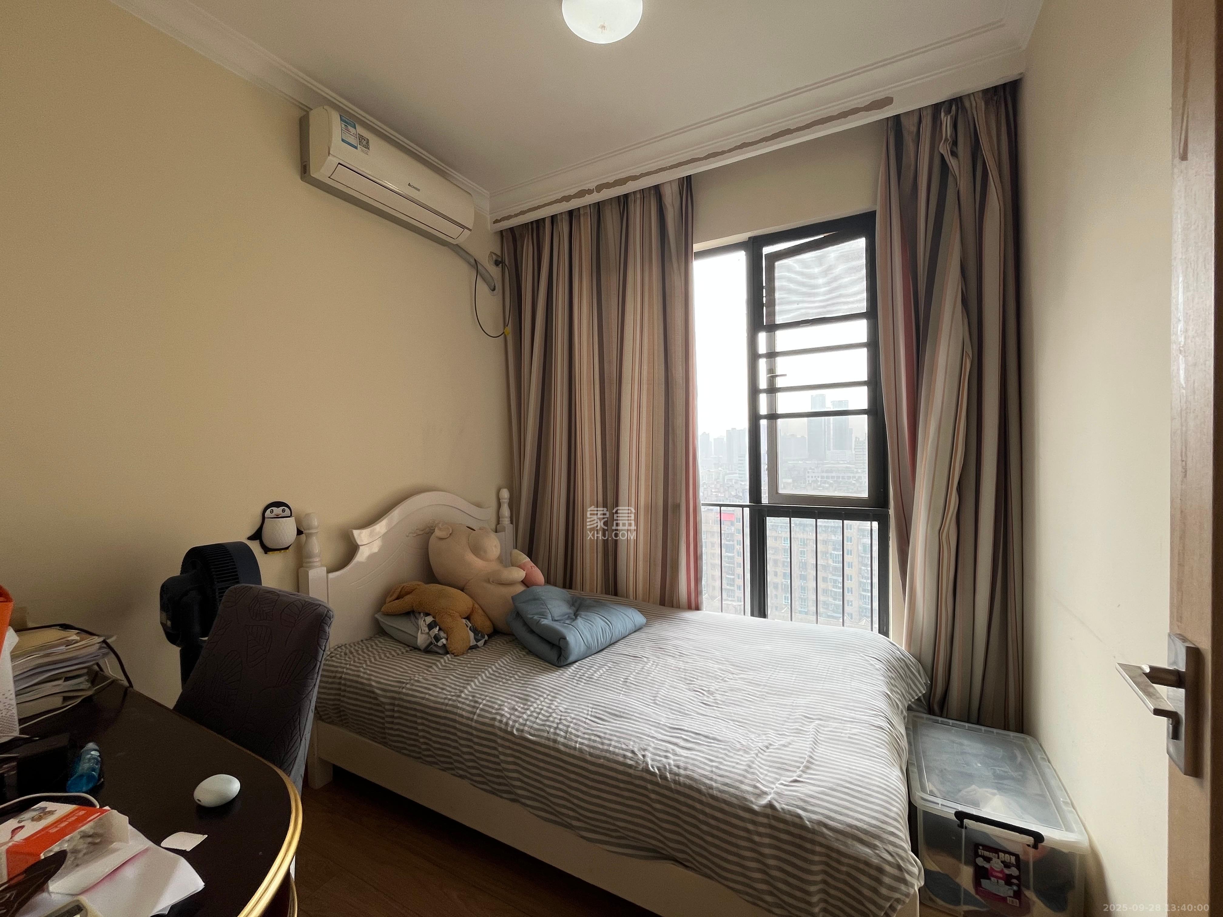 佳兆业时代广场 2室2厅1卫 2200.0元/月 佳兆业时代广场 2室2厅1卫 2200.0元/月室内图