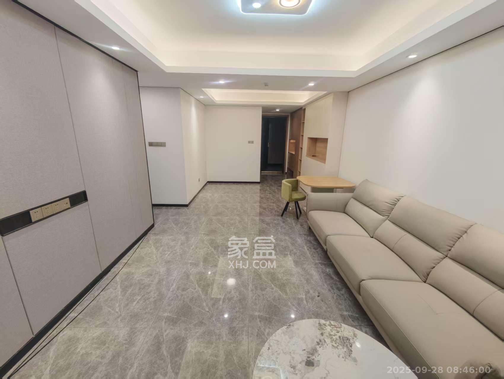 中国铁建湘语梅溪  3室2厅2卫    3000.0元/月室内图