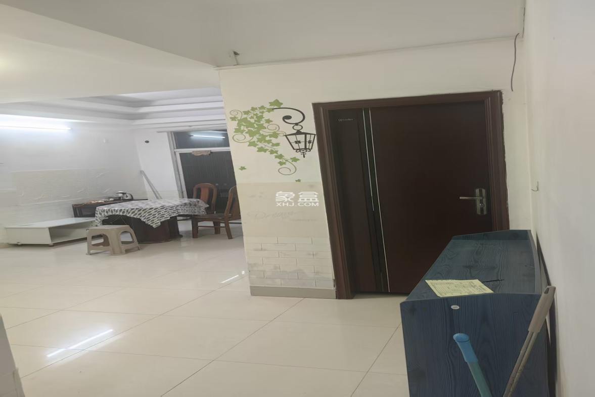 华贸大厦(华贸花苑) 2室2厅1卫 2100.0元/月 华贸大厦(华贸花苑) 2室2厅1卫 2100.0元/月室内图