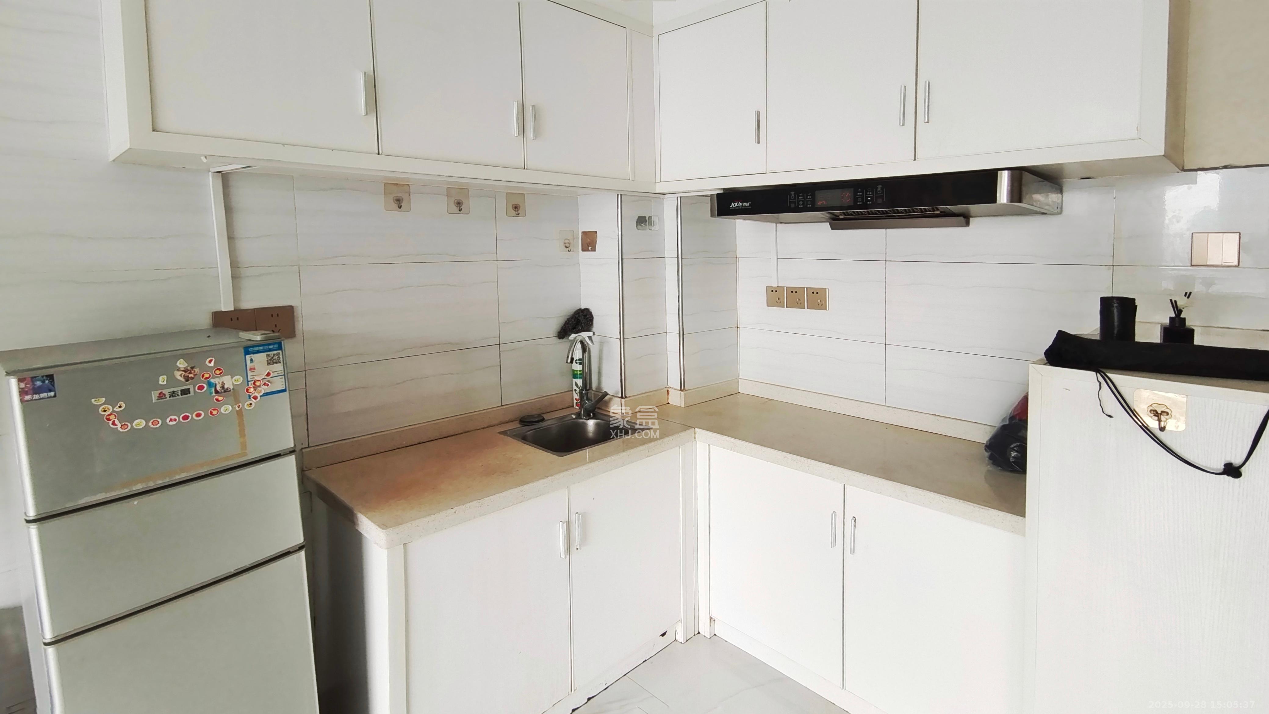 东盈商业广场（华泉城市广场）  1室1厅1卫    1800.0元/月室内图