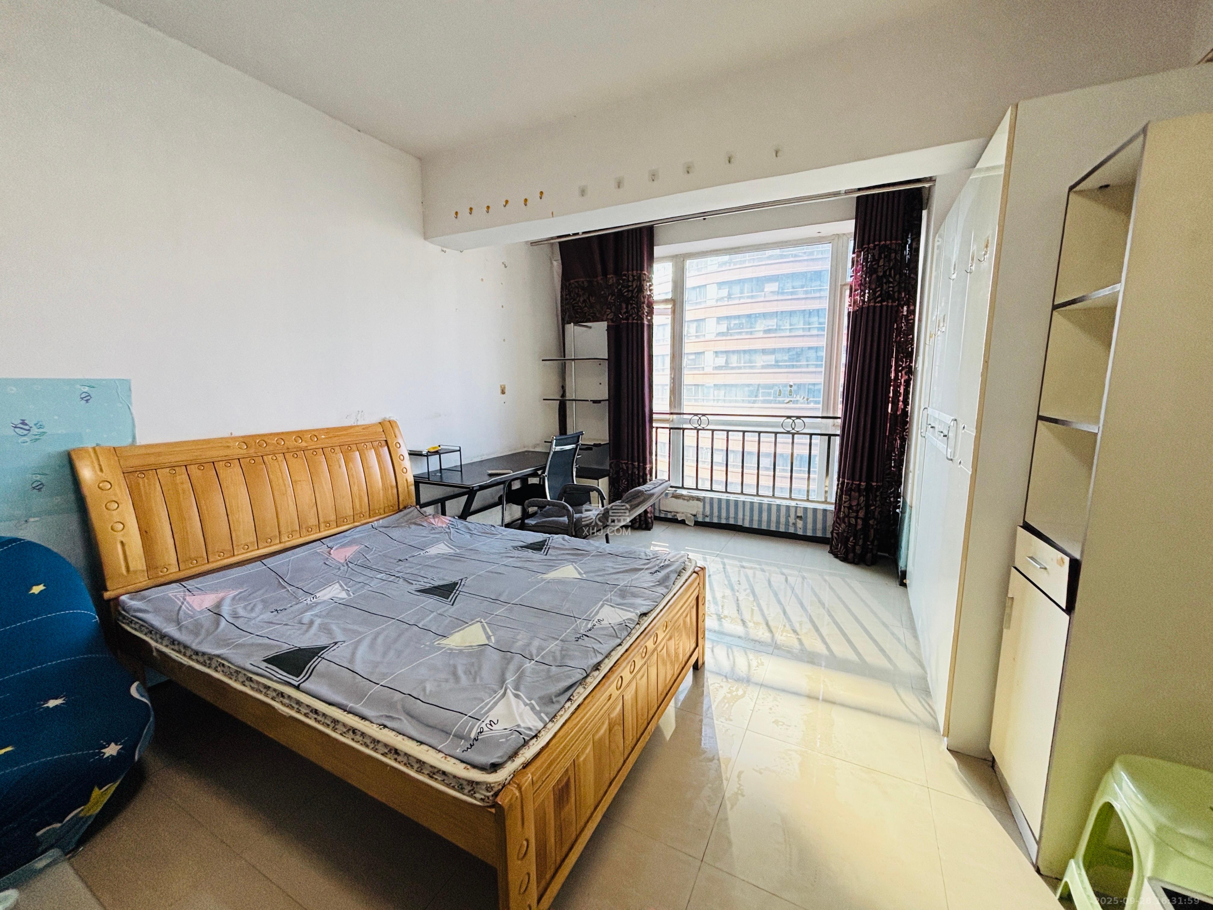 长城华都 1室1厅1卫 1300.0元/月 长城华都 1室1厅1卫 1300.0元/月室内图