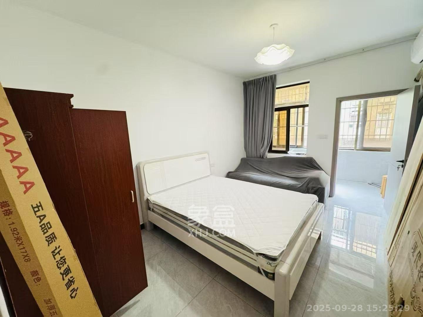 工商所宿舍（上碧湘街30号）  2室1厅1卫    2000.0元/月室内图