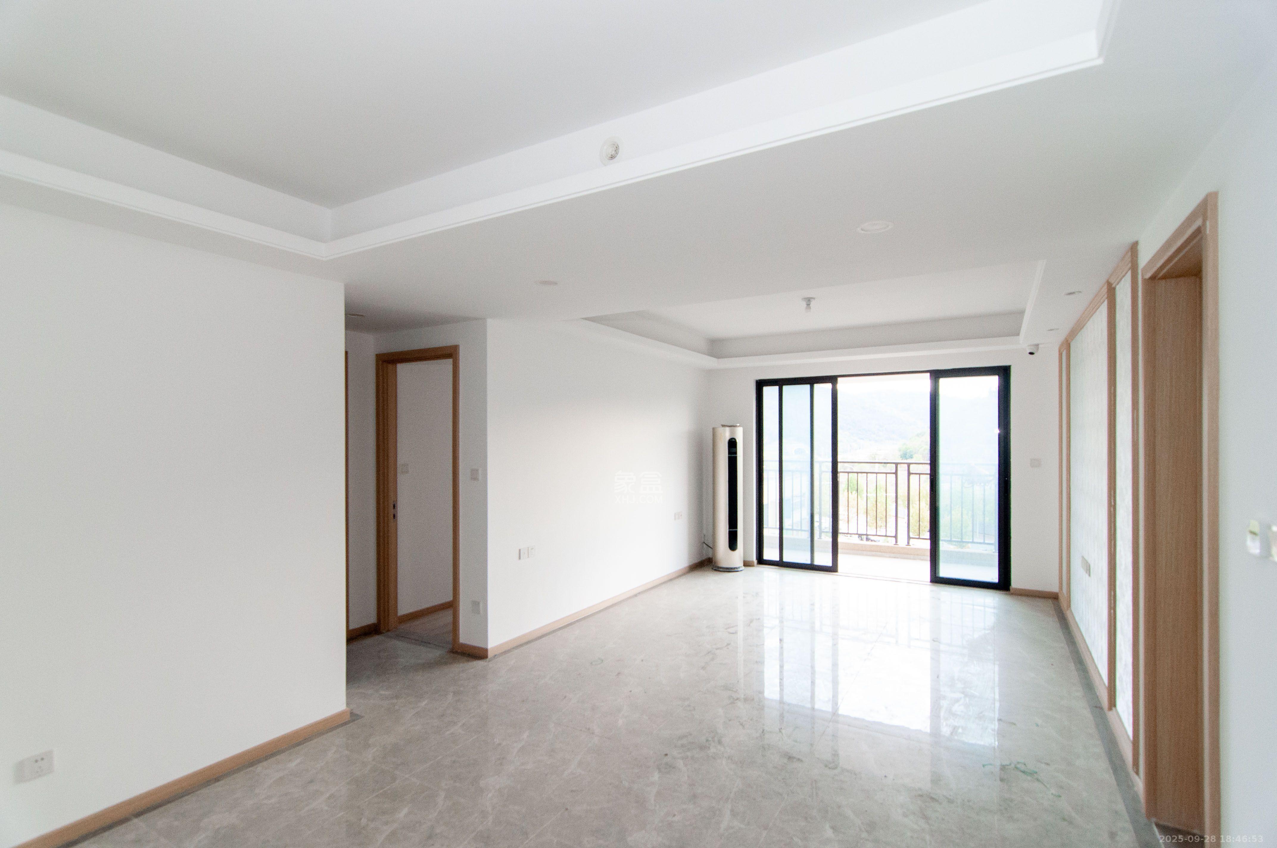 梅溪湖玺悦(新城金茂梦想玺悦) 3室2厅2卫 2700.0元/月 梅溪湖玺悦(新城金茂梦想玺悦) 3室2厅2卫 2700.0元/月室内图