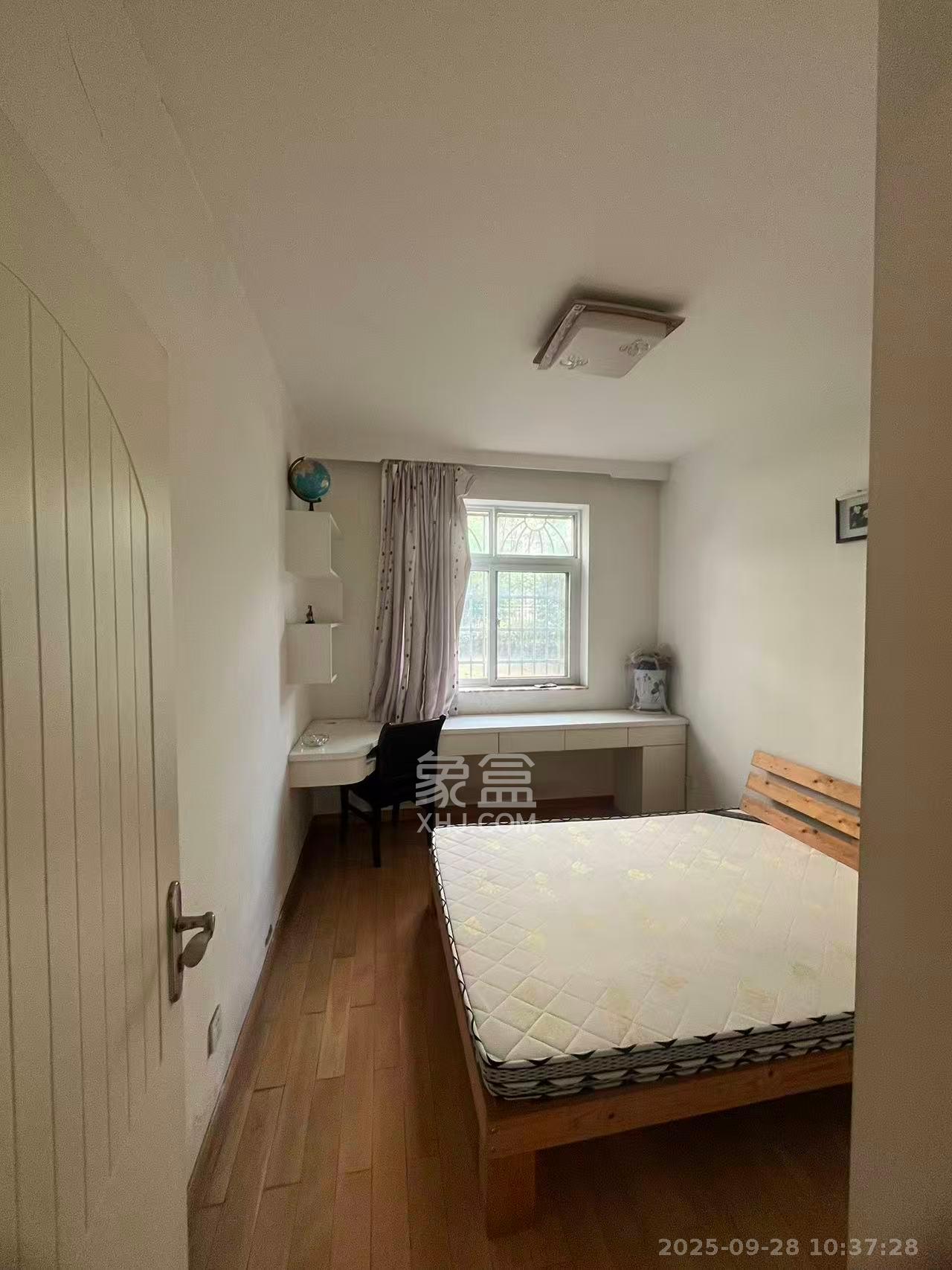 阳光嘉园 2室2厅1卫 2000.0元/月 阳光嘉园 2室2厅1卫 2000.0元/月室内图