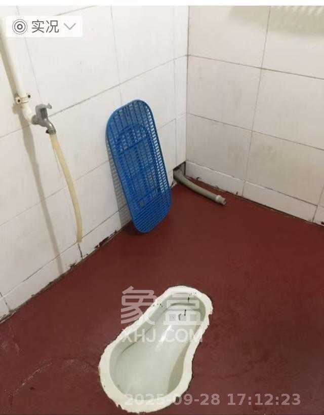 石子冲巷 4室1厅1卫 2500.0元/月 石子冲巷 4室1厅1卫 2500.0元/月室内图