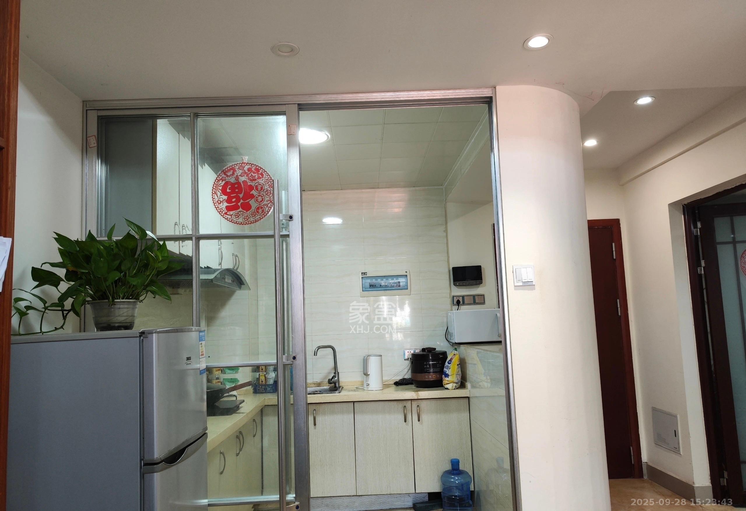 时代公馆 1室0厅0卫 1500.0元/月 时代公馆 1室0厅0卫 1500.0元/月室内图