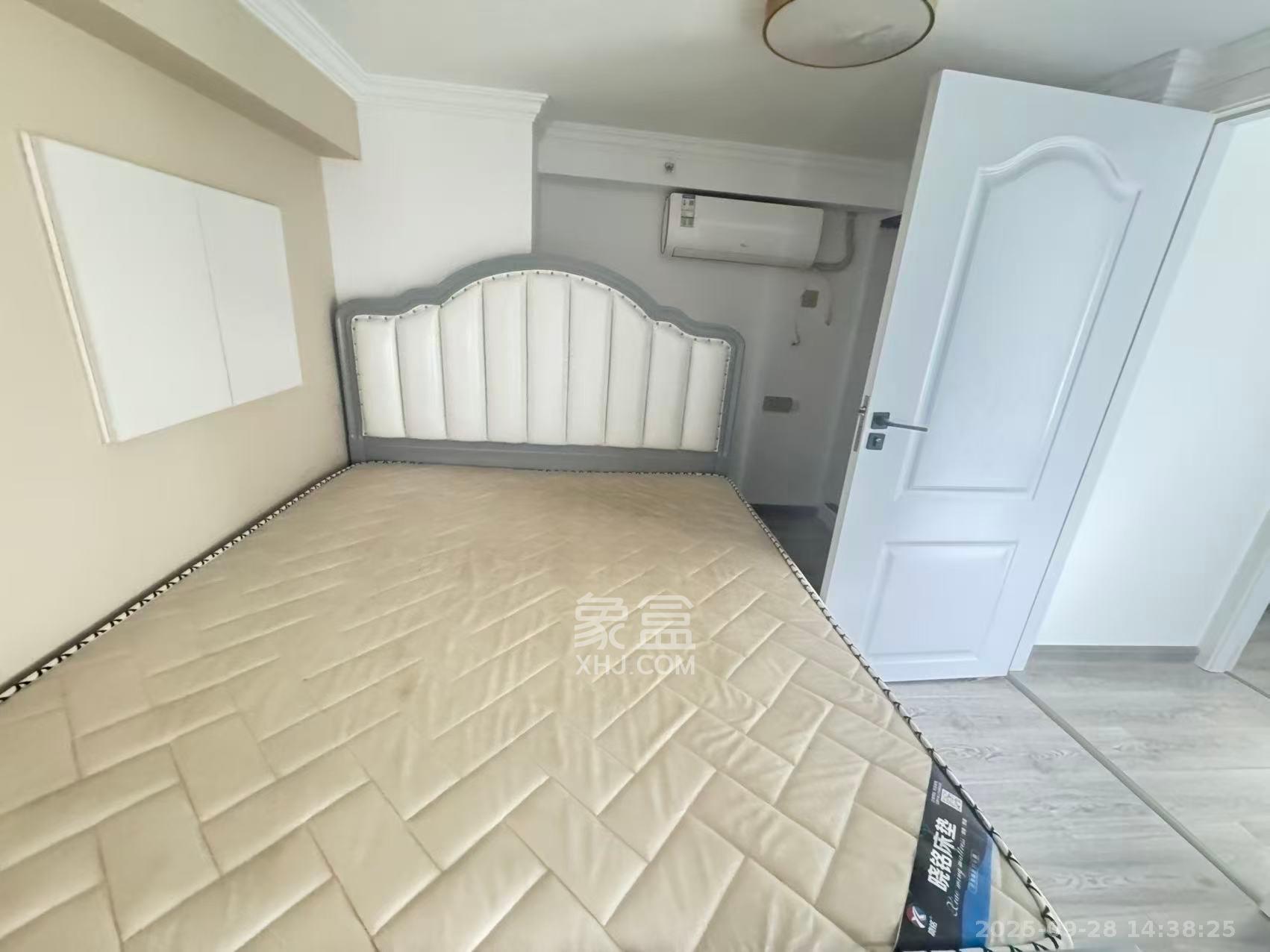 明昇壹城(明昇时代广场)三期 2室1厅1卫 2300.0元/月 明昇壹城(明昇时代广场)三期 2室1厅1卫 2300.0元/月室内图