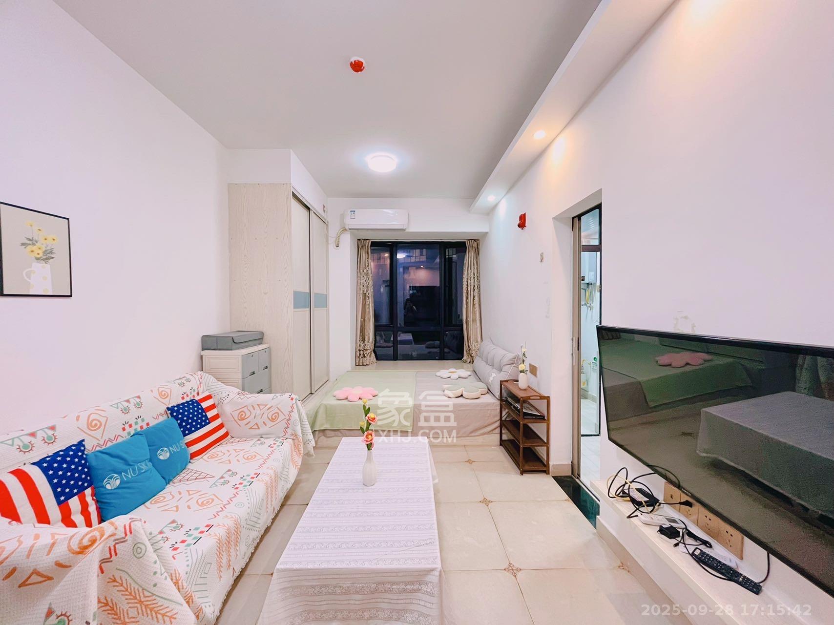 荣悦台 1室1厅1卫 1800.0元/月 荣悦台 1室1厅1卫 1800.0元/月室内图