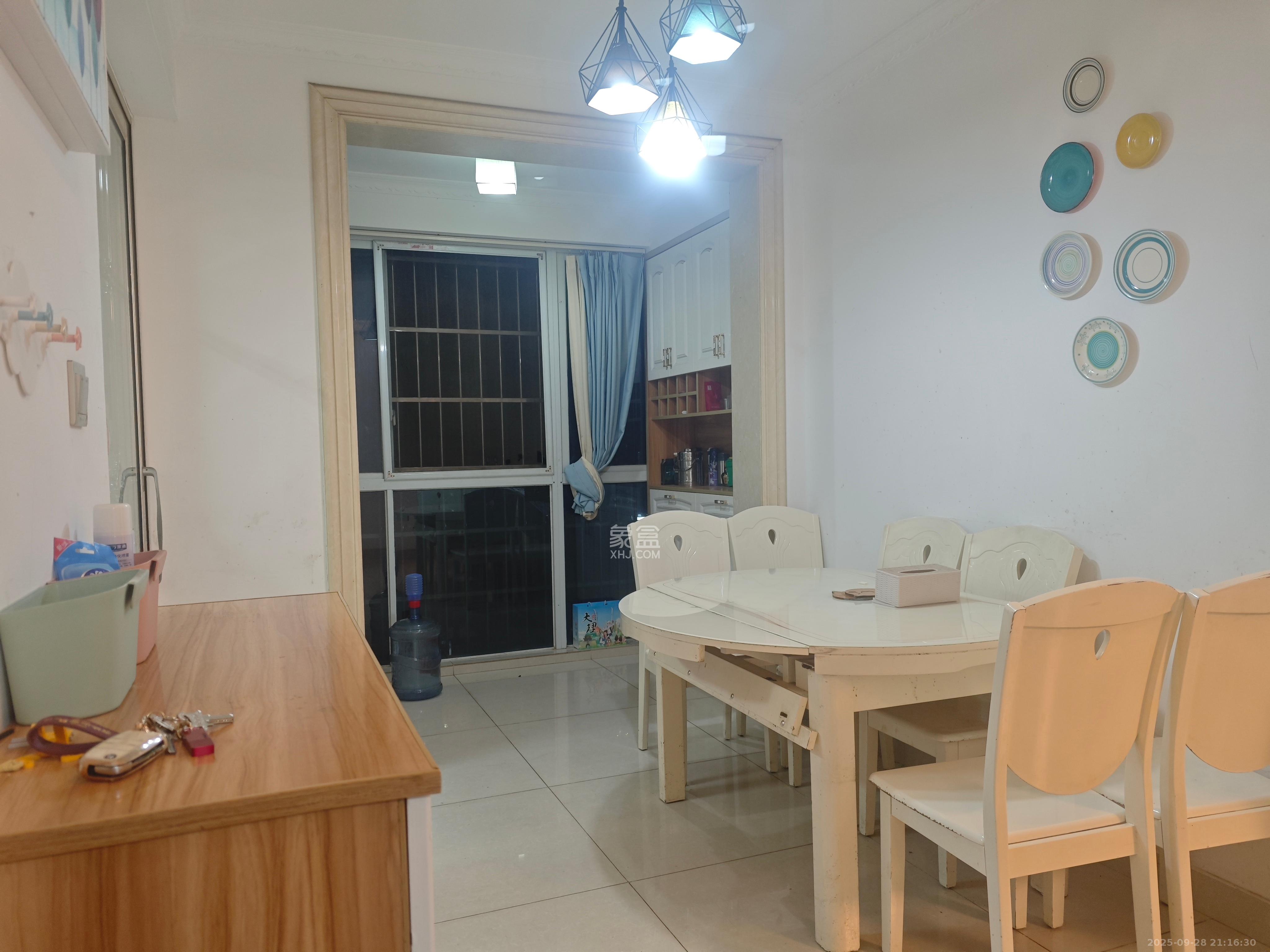 凯富漫城  3室2厅2卫    1400.0元/月 凯富漫城  3室2厅2卫    1400.0元/月