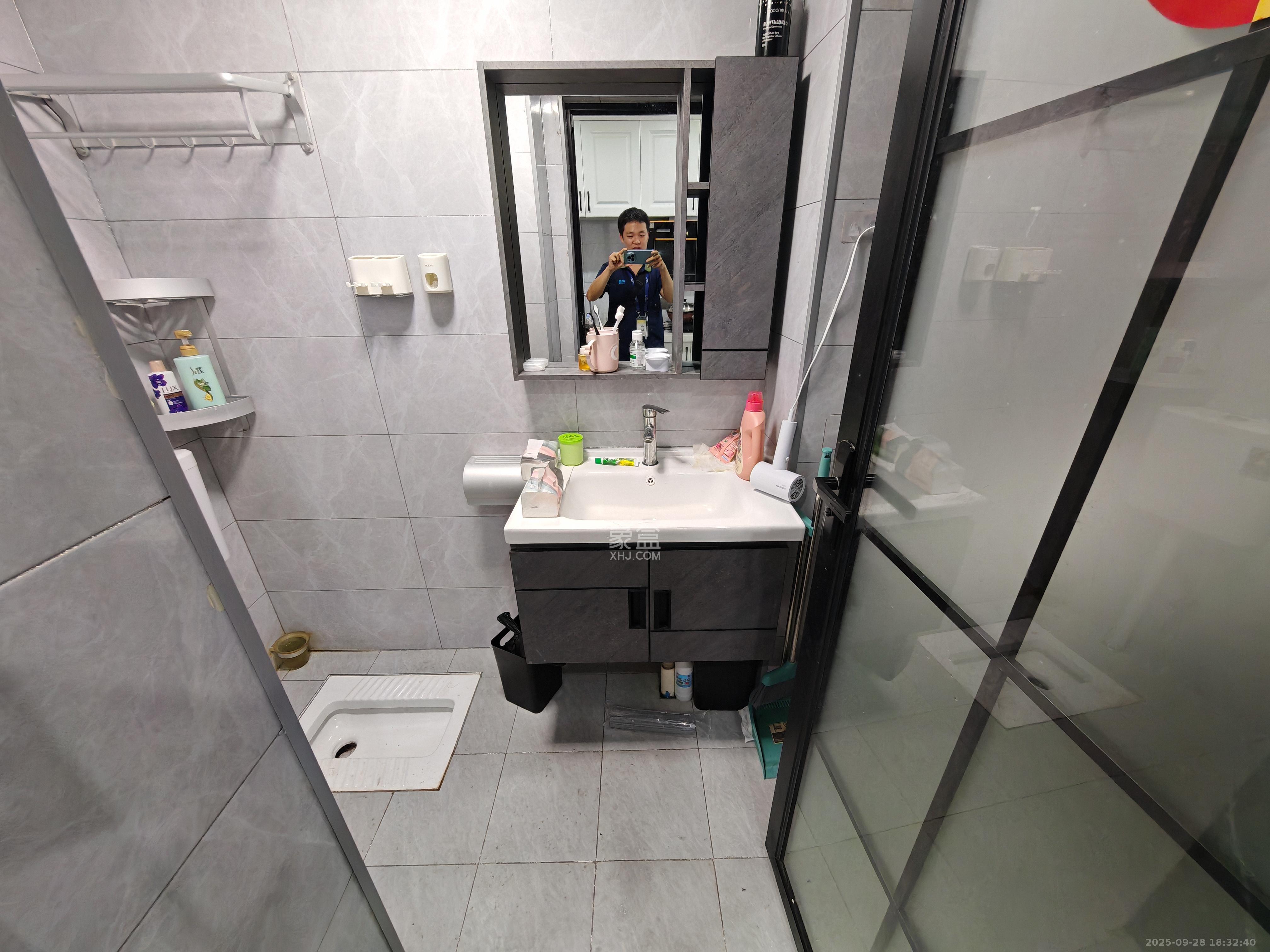 奥园城市天骄一期  1室1厅1卫   1500.00元/月室内图