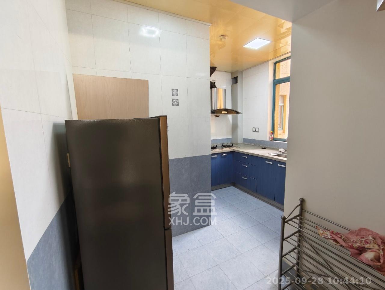 圣爵菲斯  2室1厅1卫   2000.00元/月室内图
