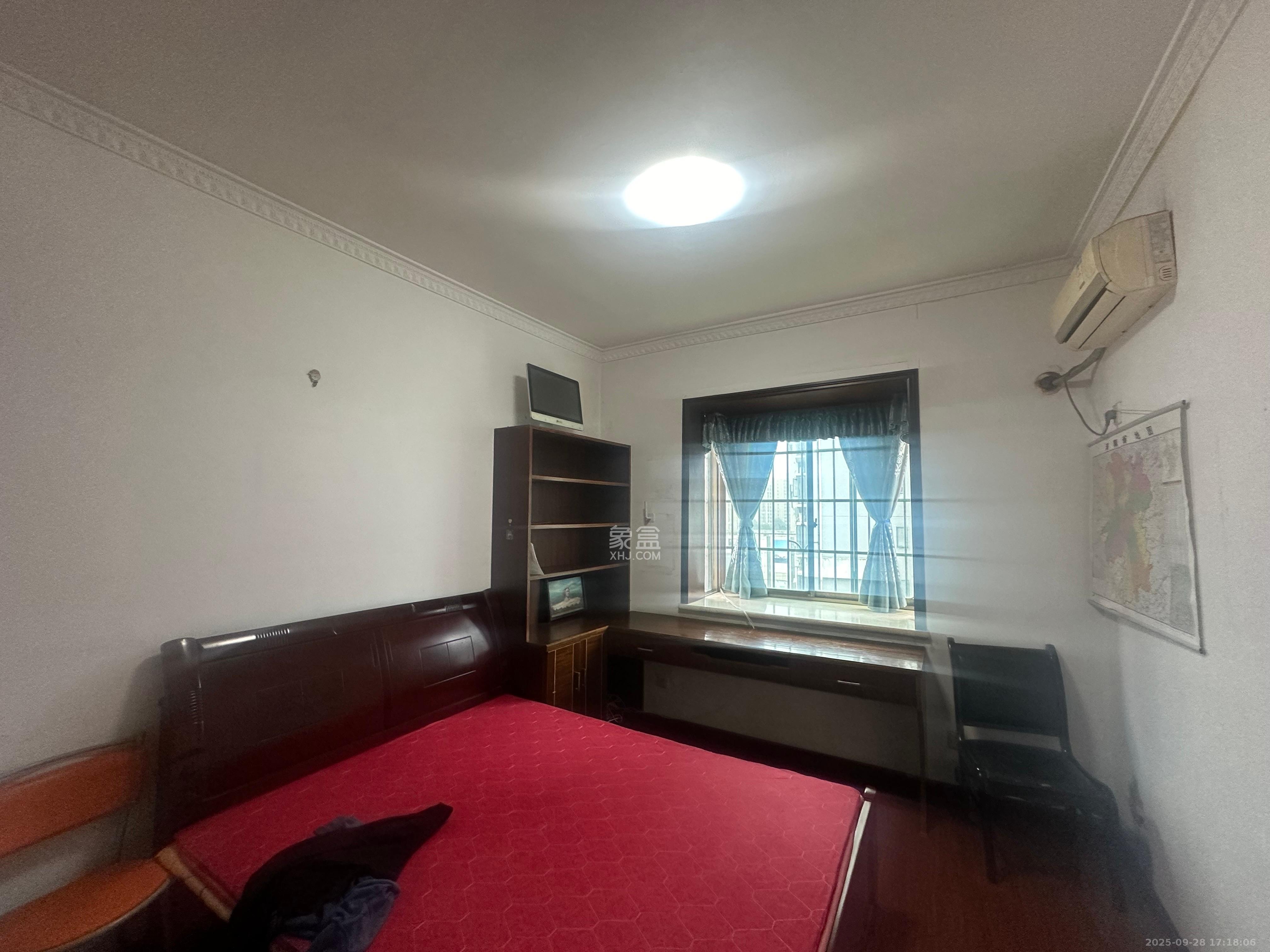 时代天骄  4室2厅2卫    2500.0元/月室内图