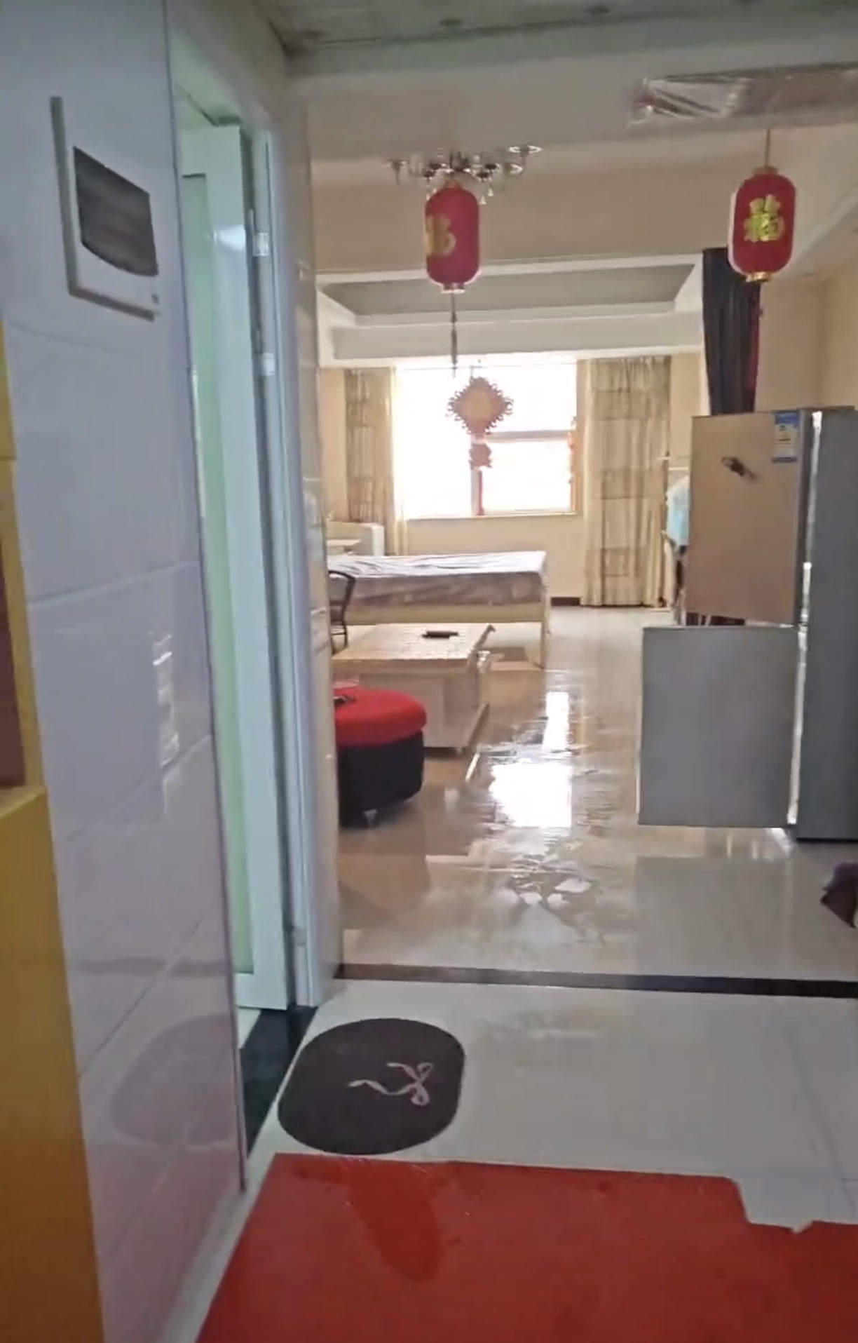 财智公馆大厦(瑞士国际酒店) 1室1厅1卫 18.8万 财智公馆大厦(瑞士国际酒店) 1室1厅1卫 18.8万客厅