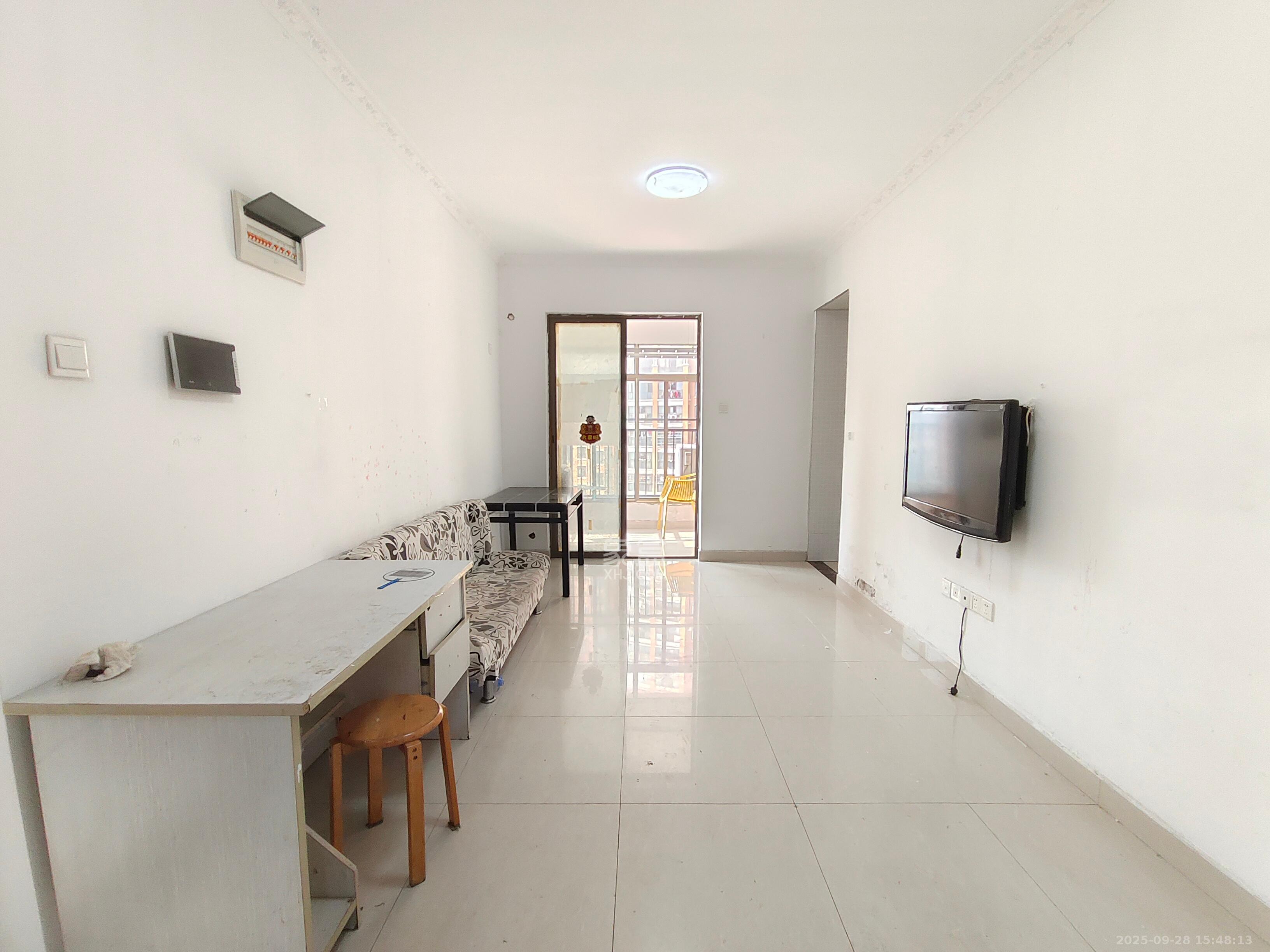 米兰春天 3室2厅1卫 1800.0元/月 米兰春天 3室2厅1卫 1800.0元/月室内图