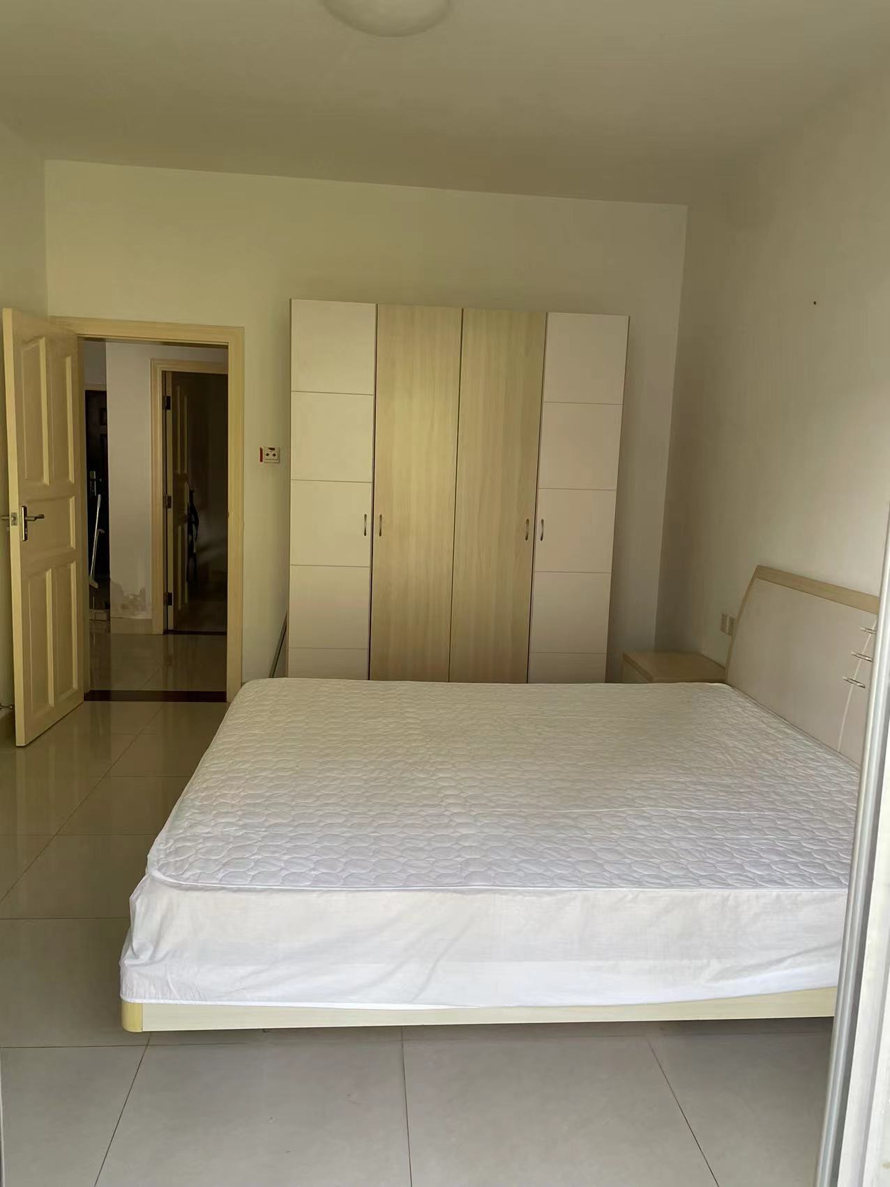 泽丰花园 2室2厅1卫 2500.0元/月 泽丰花园 2室2厅1卫 2500.0元/月室内图