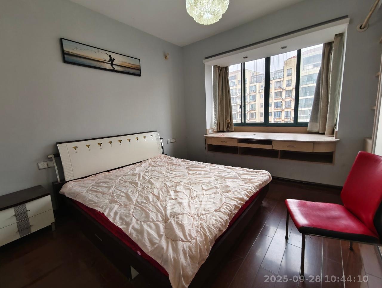 圣爵菲斯 2室1厅1卫 2000.0元/月 圣爵菲斯 2室1厅1卫 2000.0元/月室内图