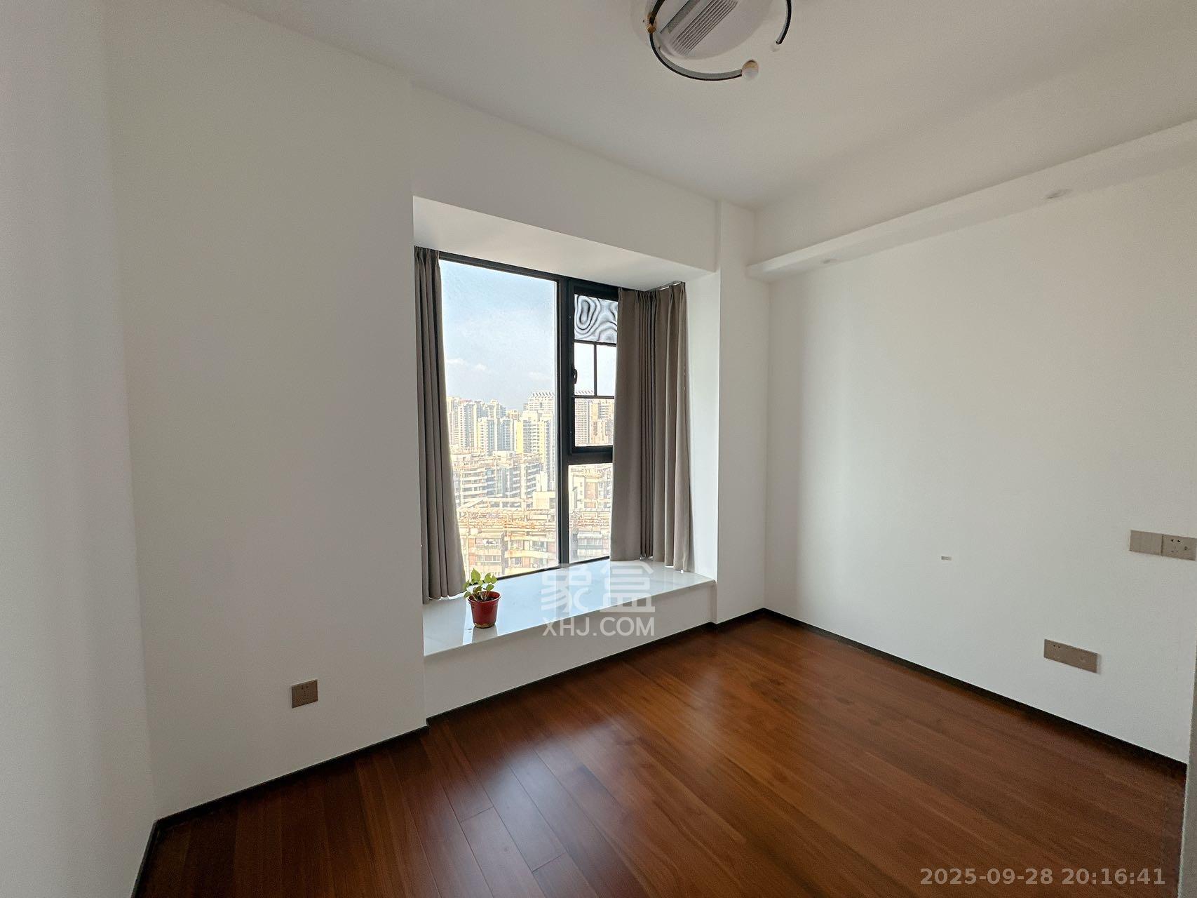 北辰瀚江府 4室2厅2卫 10000.0元/月 北辰瀚江府 4室2厅2卫 10000.0元/月室内图