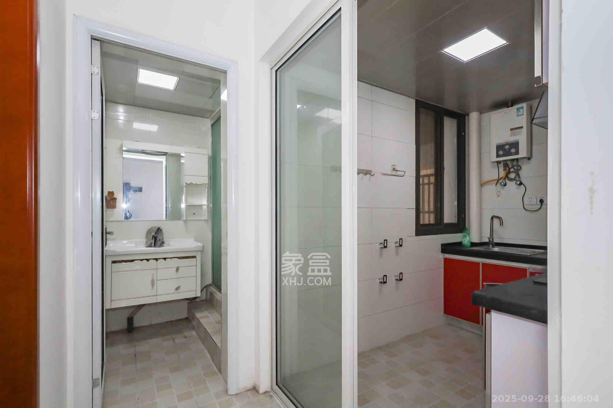 绿地中央广场 1室1厅1卫 2100.0元/月 绿地中央广场 1室1厅1卫 2100.0元/月室内图