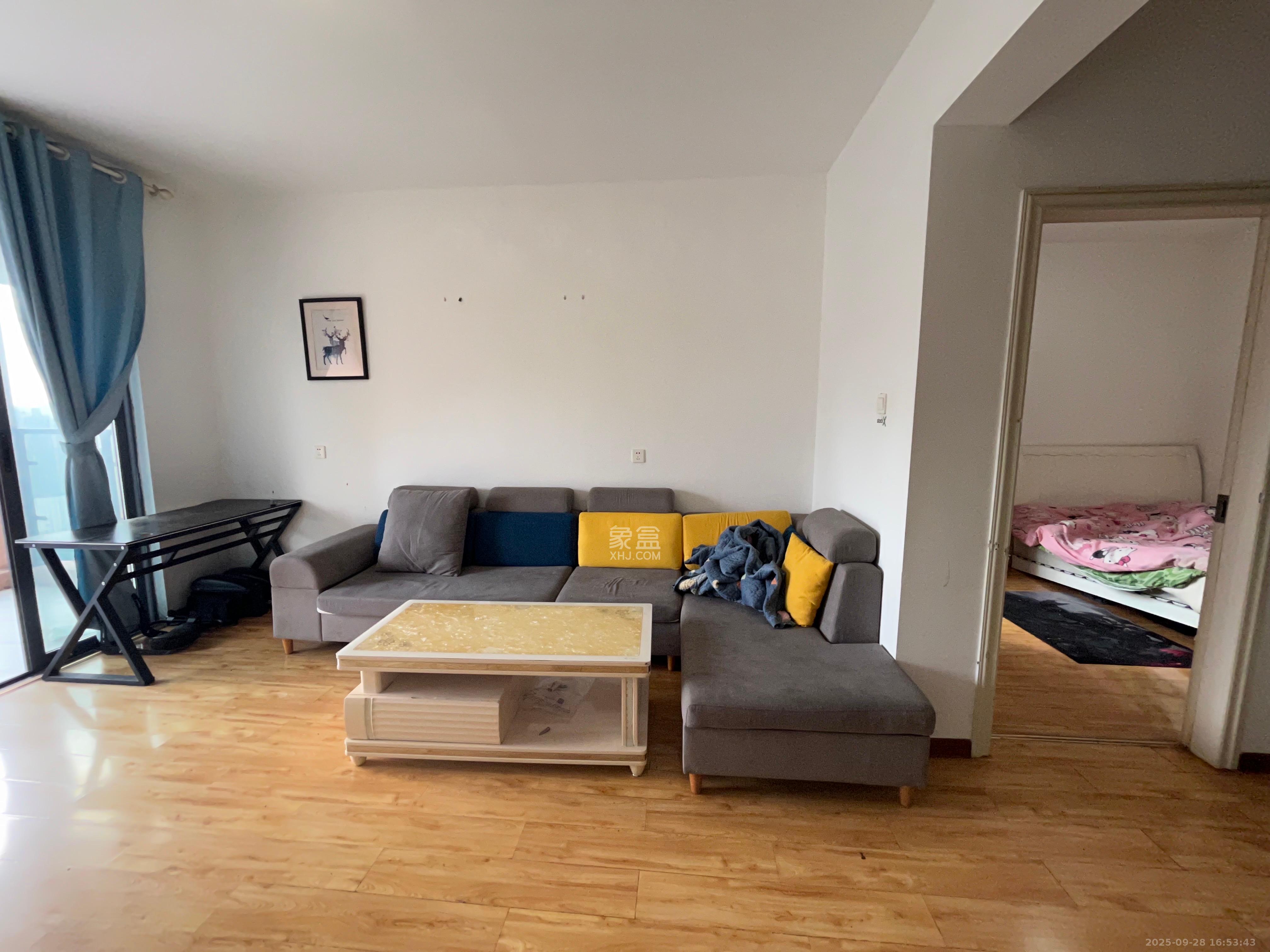 盛世耀凯 2室2厅1卫 2300.0元/月 盛世耀凯 2室2厅1卫 2300.0元/月室内图