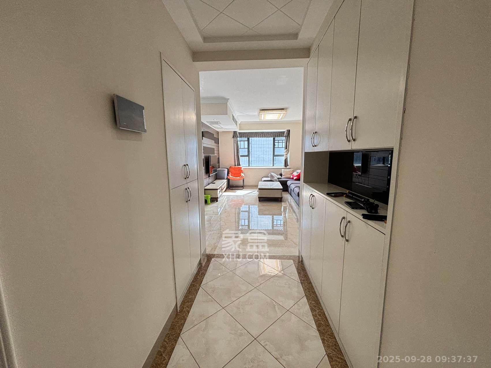 中国铁建梅溪青秀一期 4室2厅2卫 2700.0元/月 中国铁建梅溪青秀一期 4室2厅2卫 2700.0元/月室内图